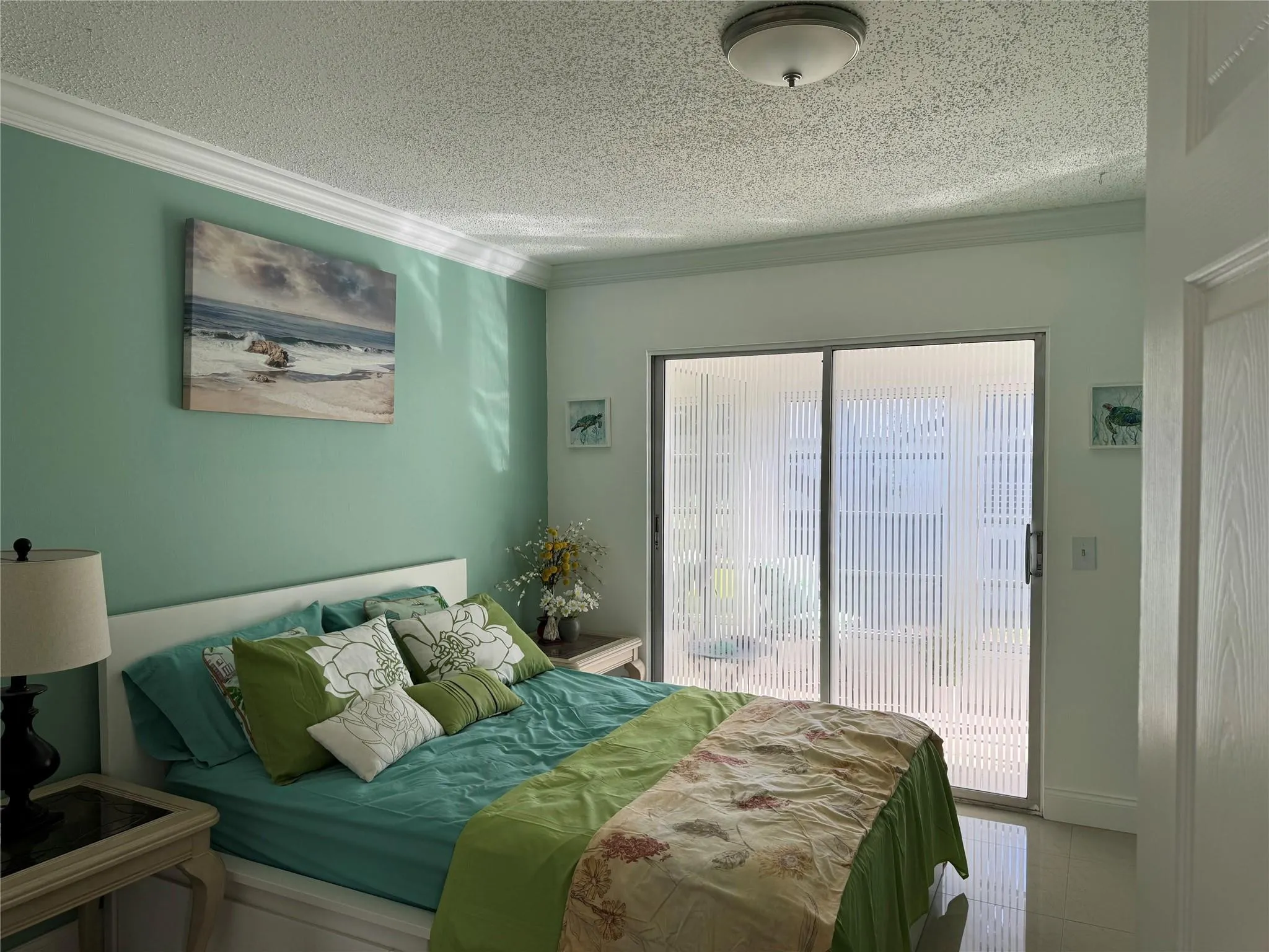 301 OAKRIDGE Q #301
