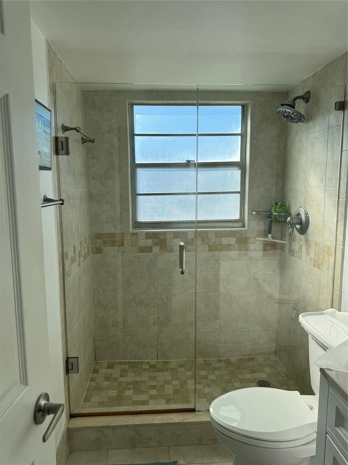 301 OAKRIDGE Q #301