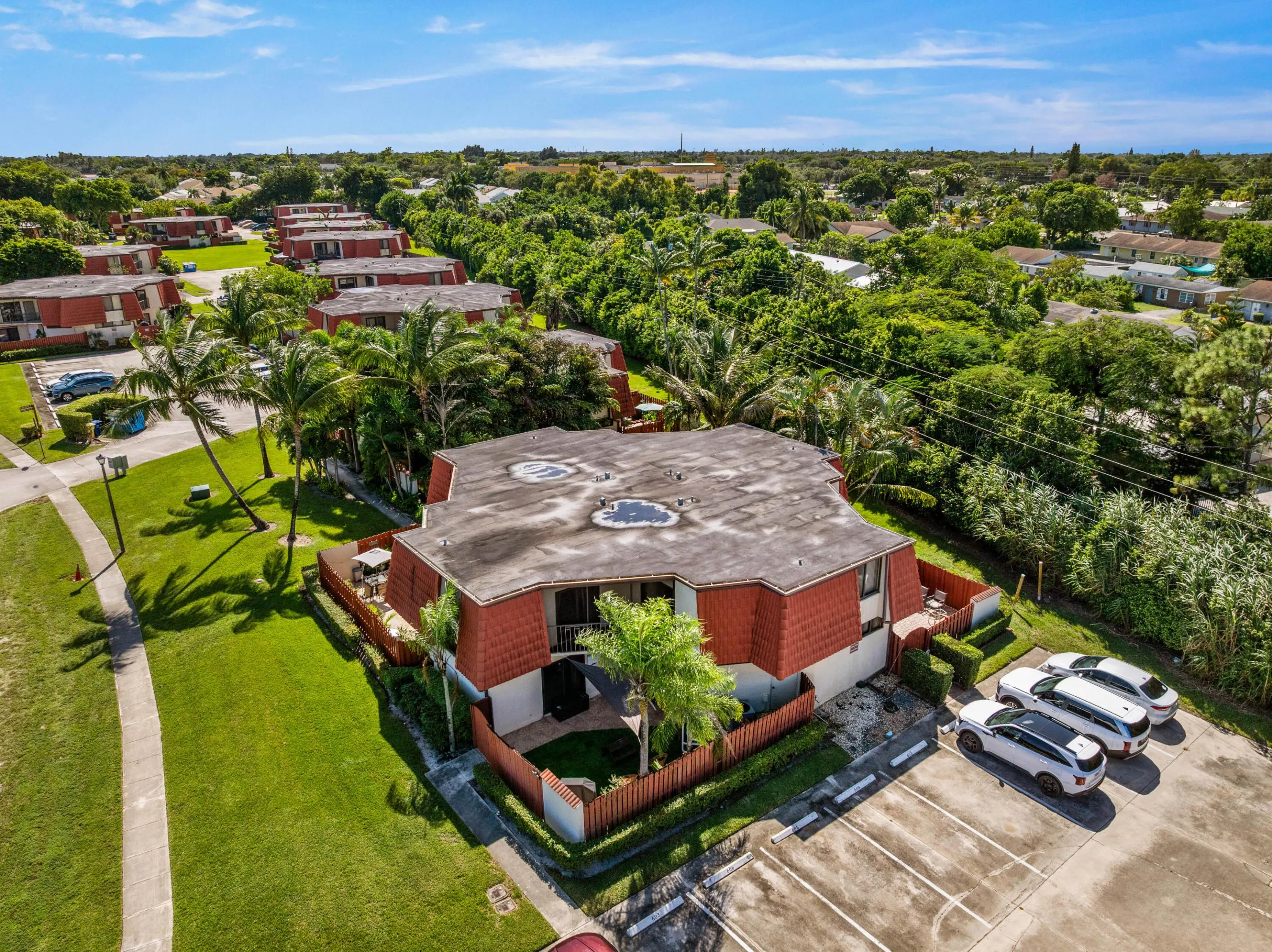 3814 Victoria Drive