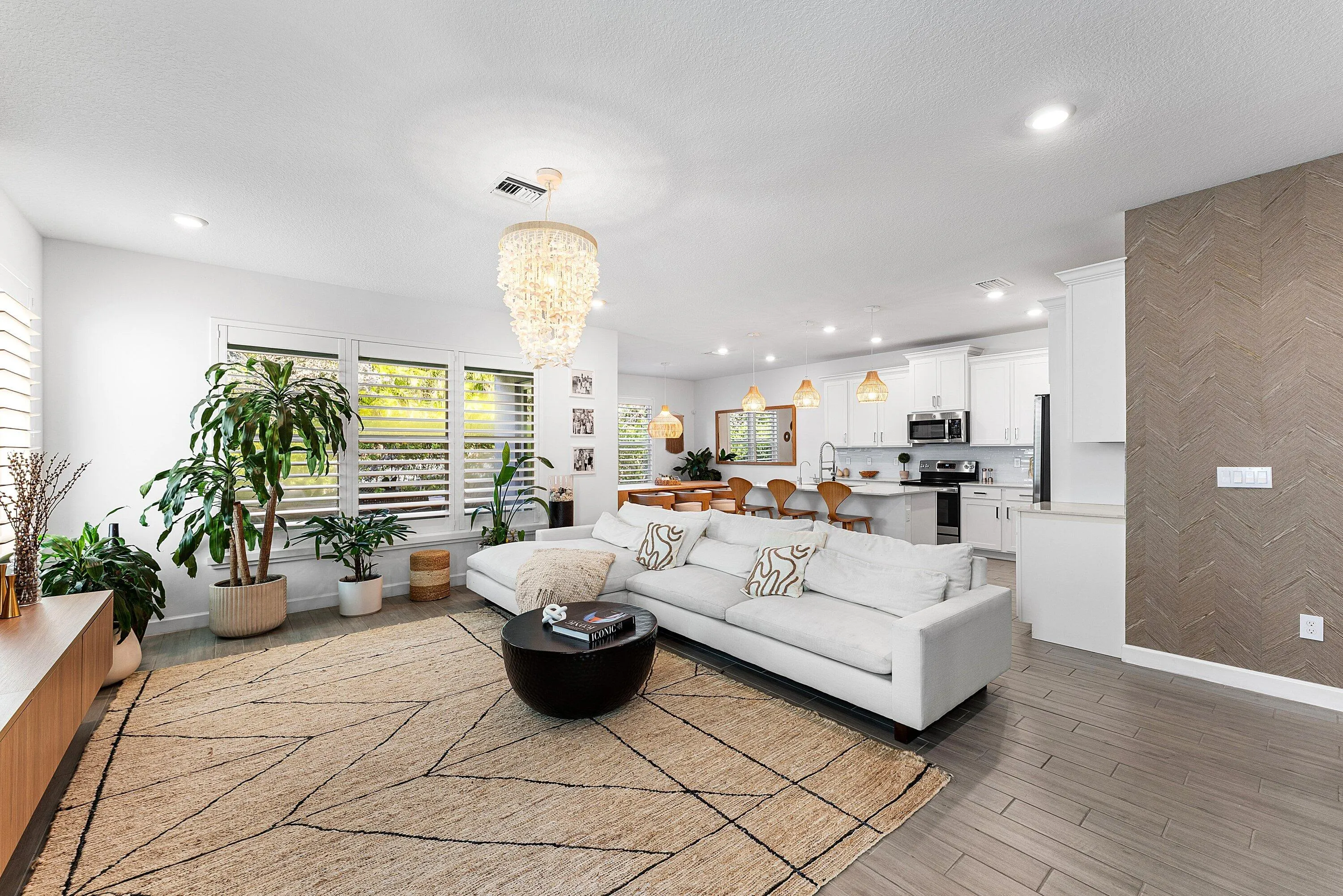 2661 Country Lake Trail