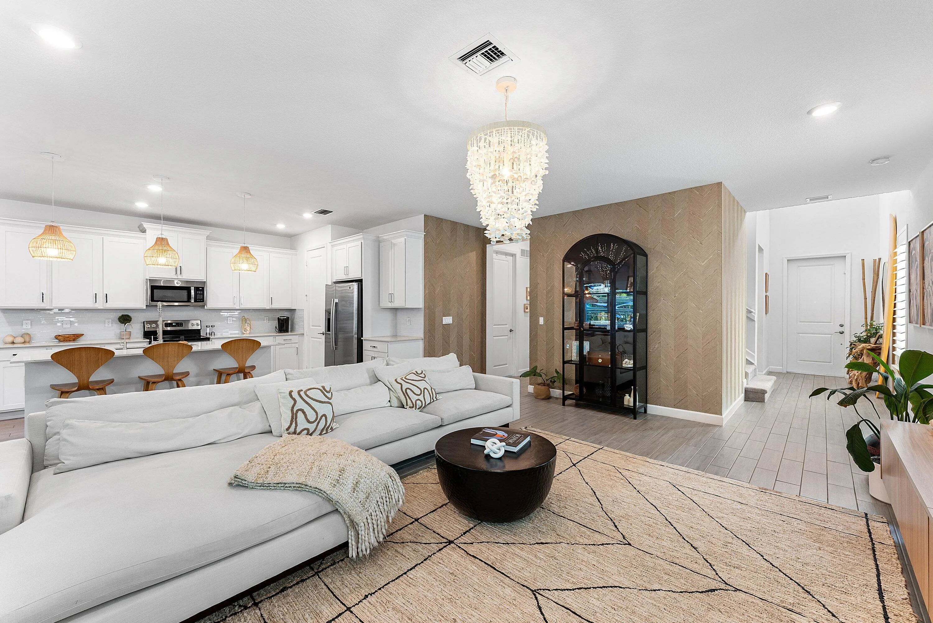 2661 Country Lake Trail