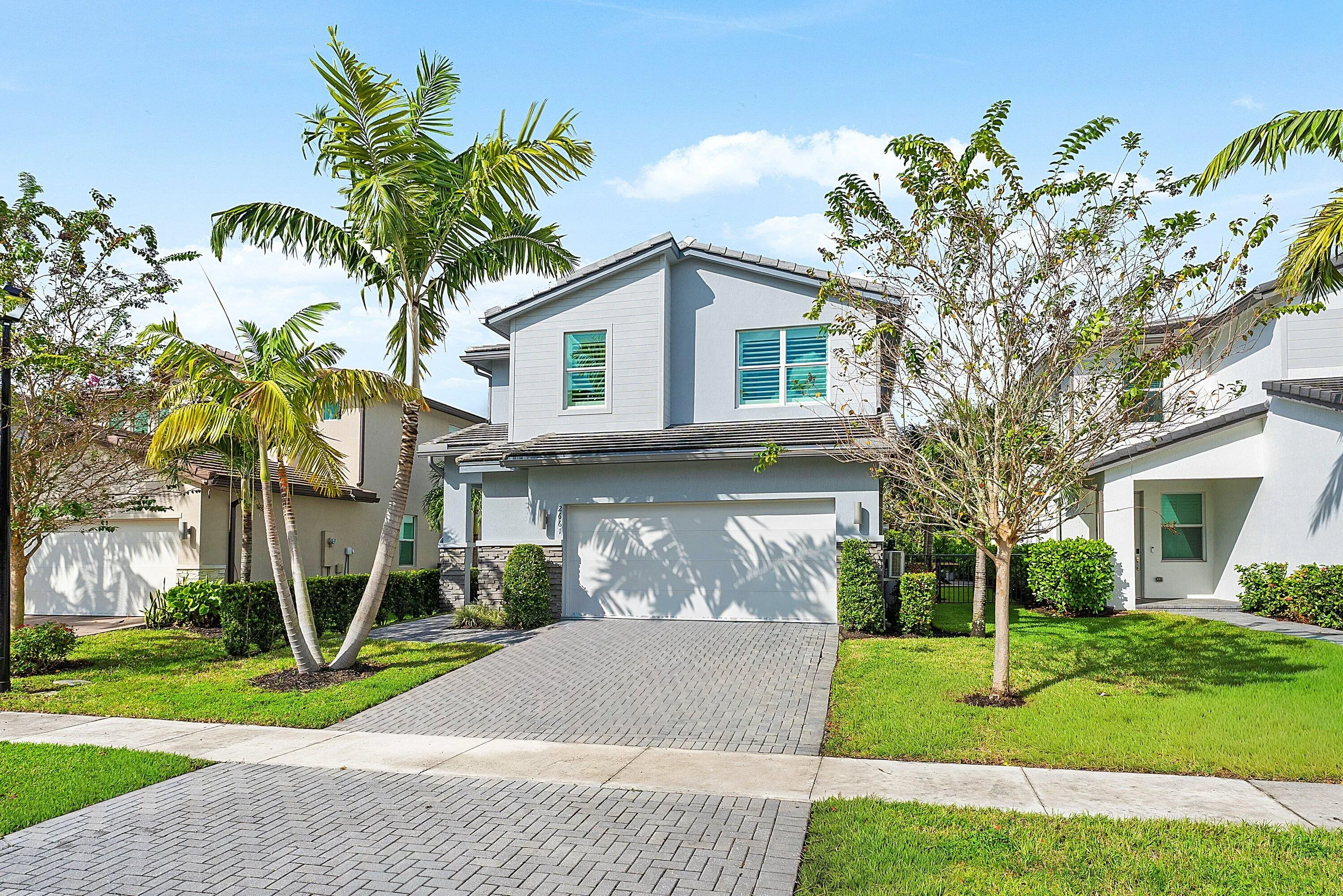 2661 Country Lake Trail