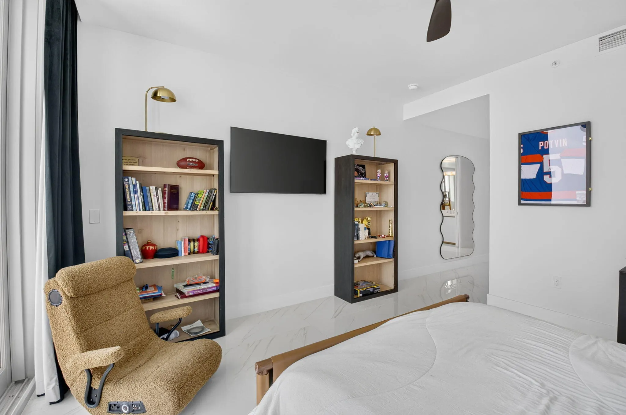 495 E Royal Palm Road #601