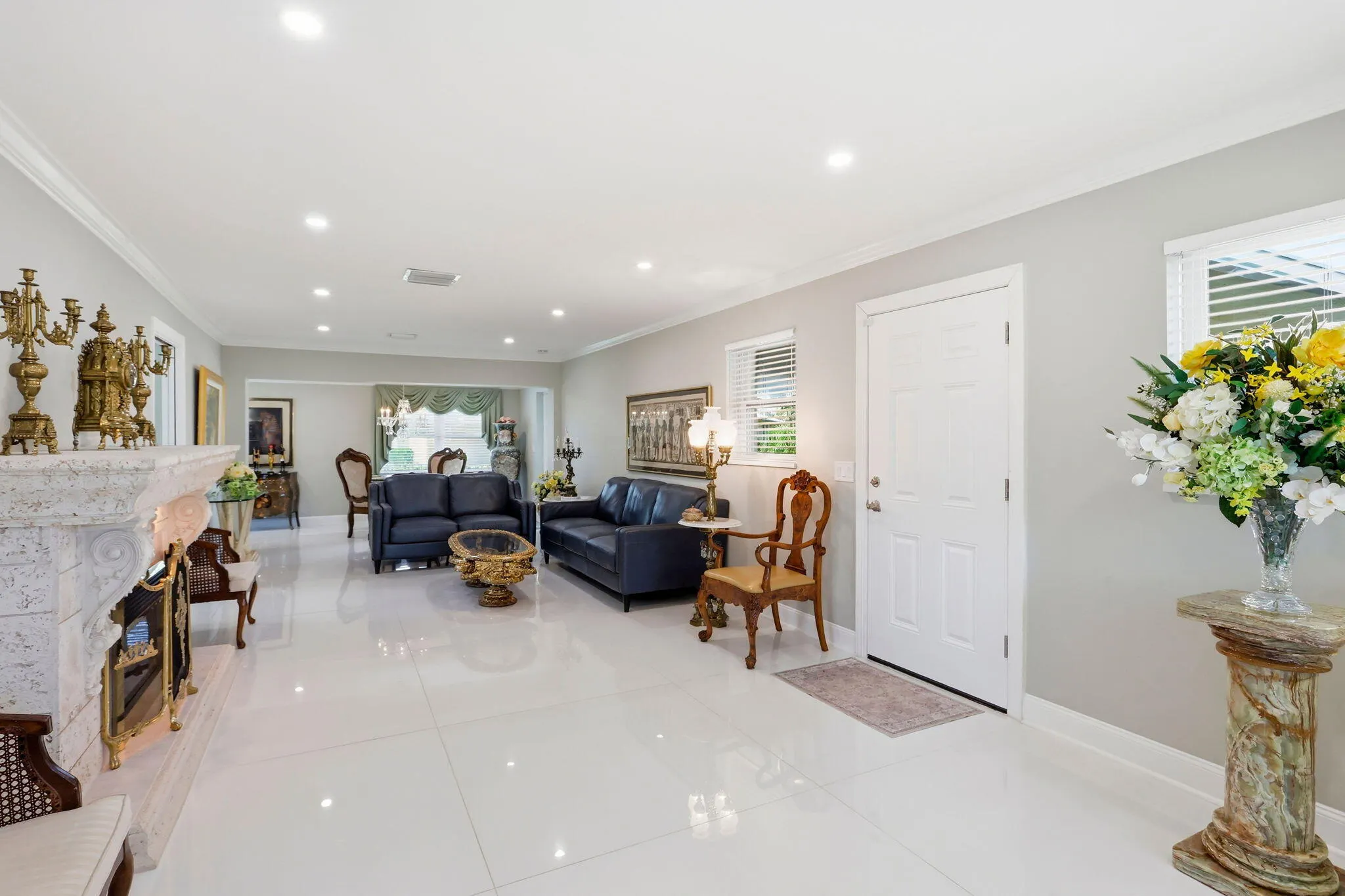 218 Cardinal Lane