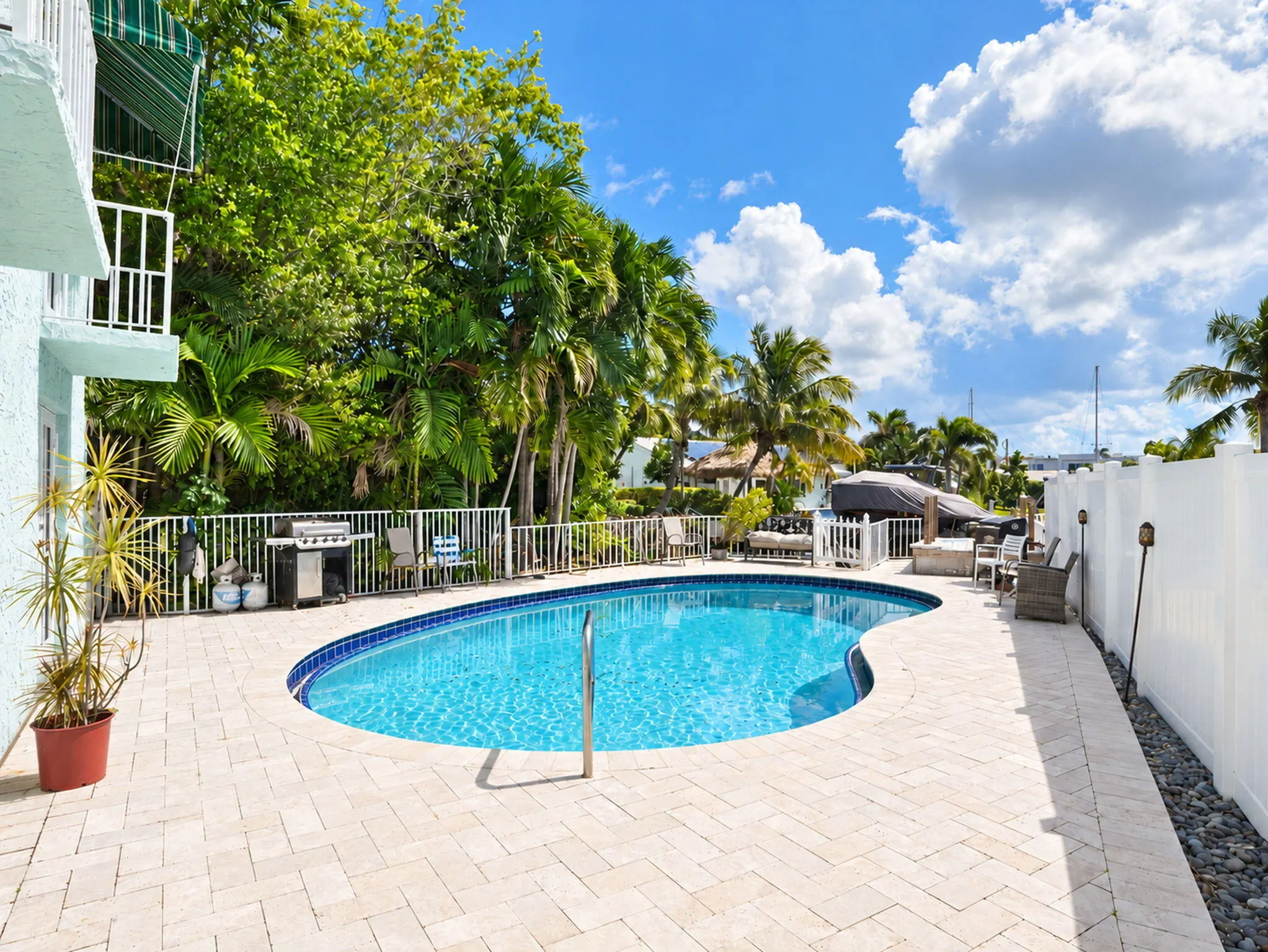 2708 NE 14th Street Causeway #2