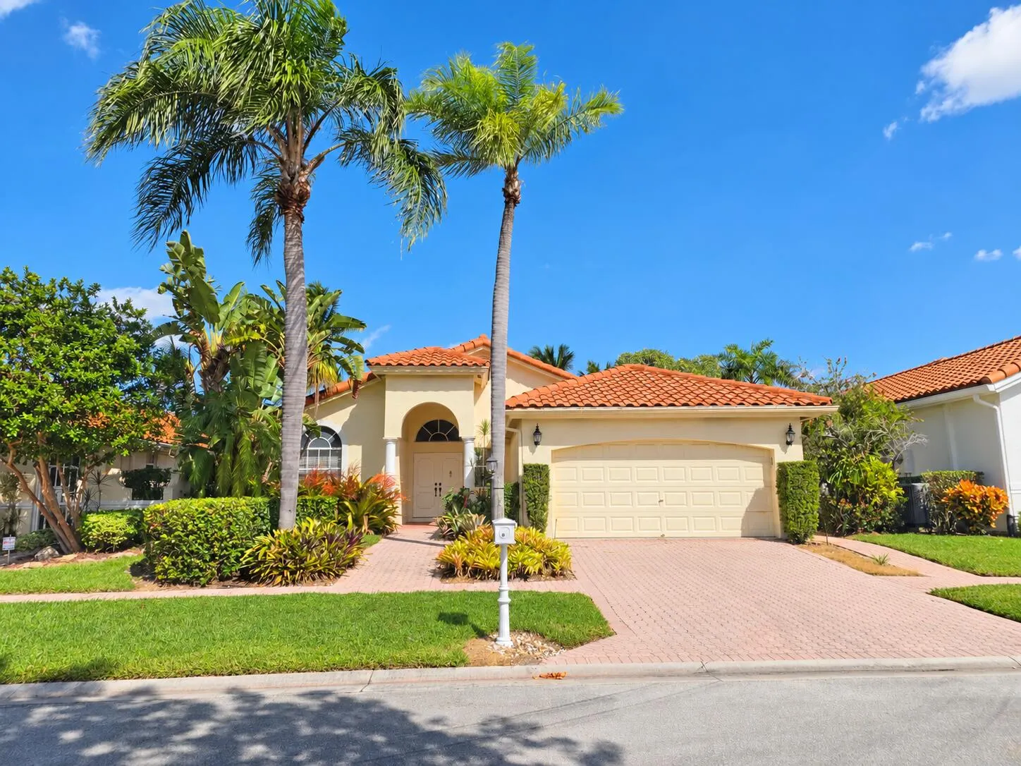 5229 BODEGA Place