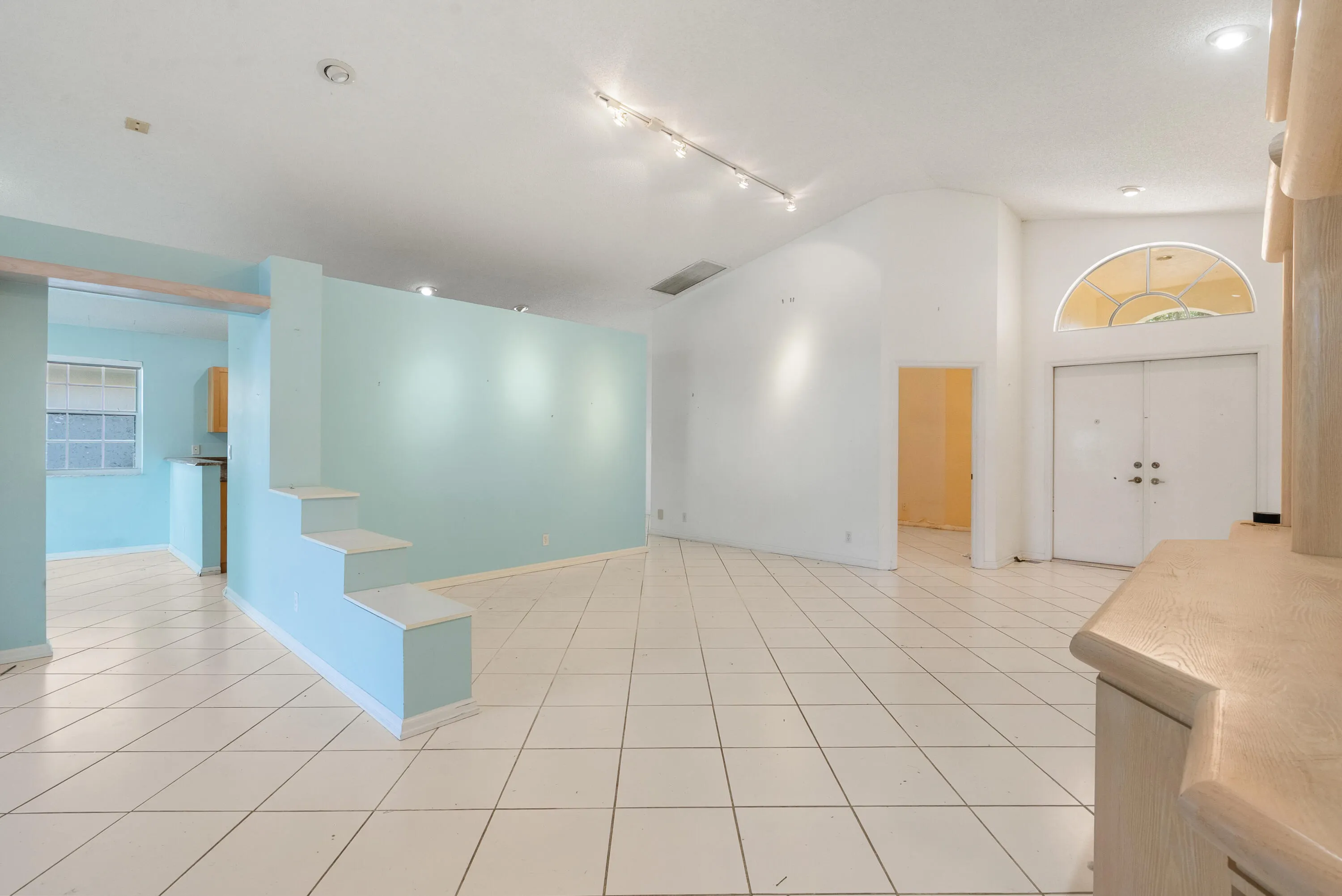 5229 BODEGA Place