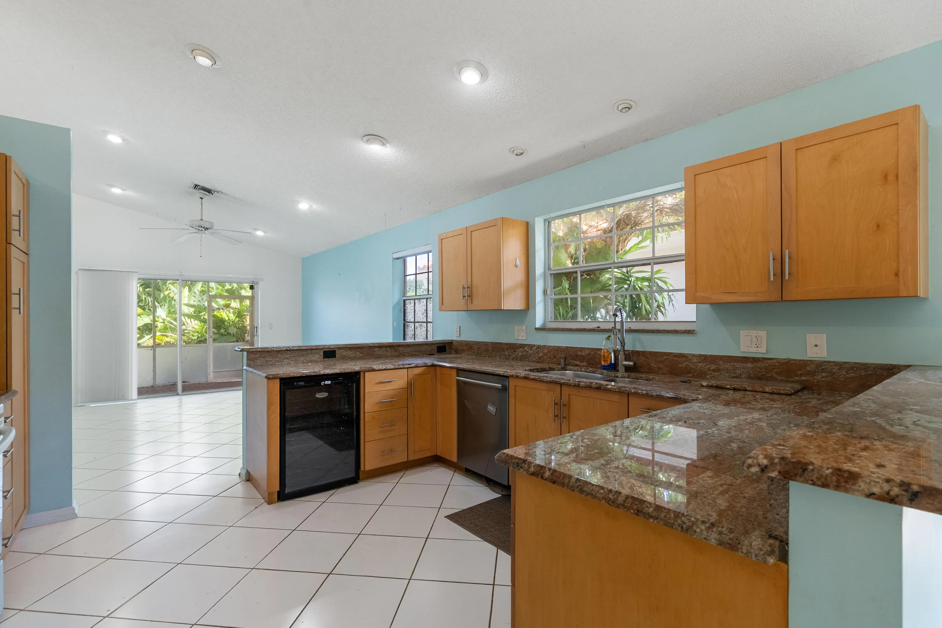 5229 BODEGA Place