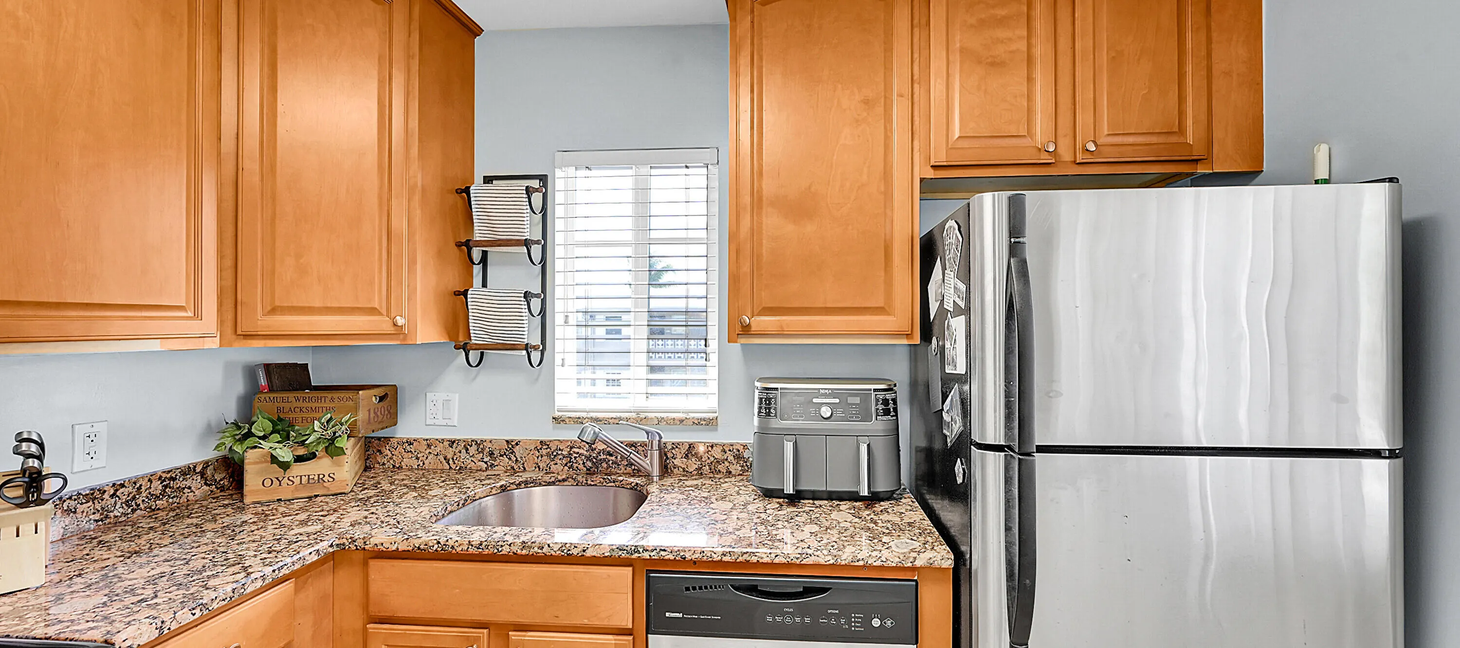 410 SW 15TH Street #206