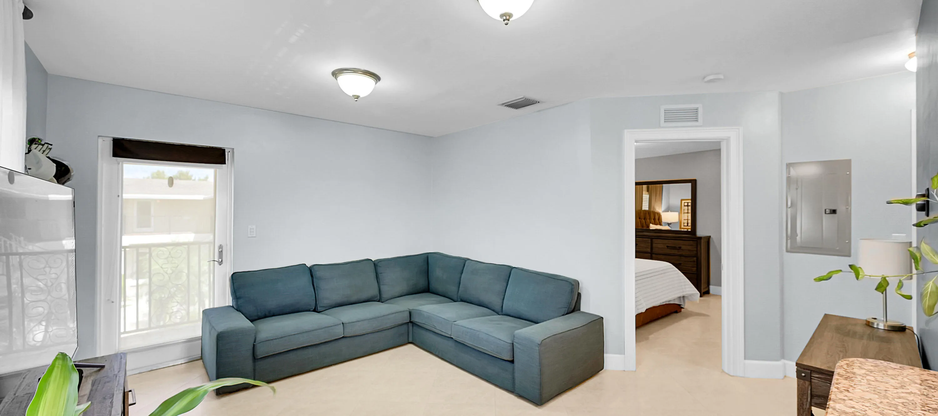 410 SW 15TH Street #206