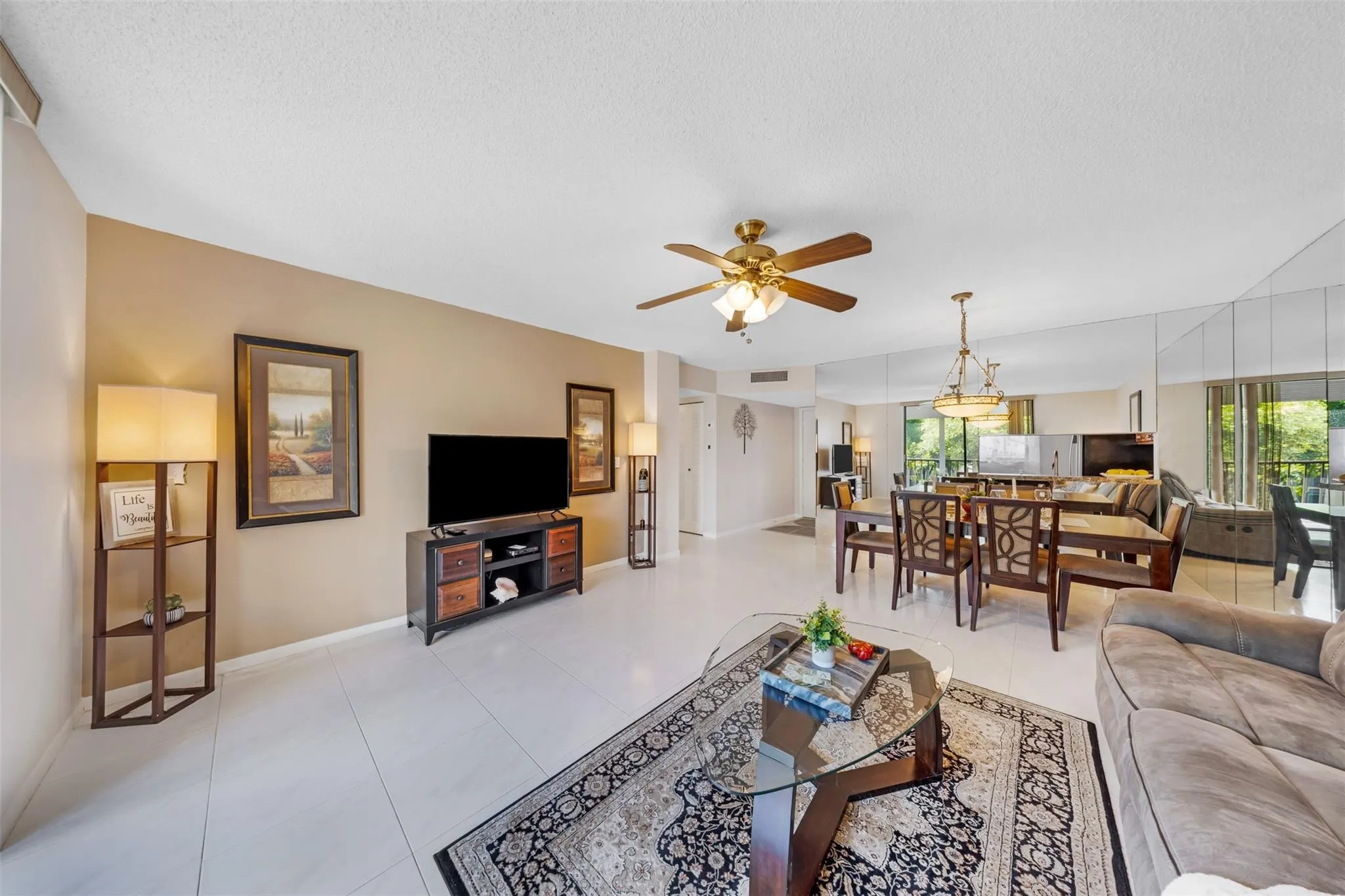 5250 LAS VERDES Circle #317