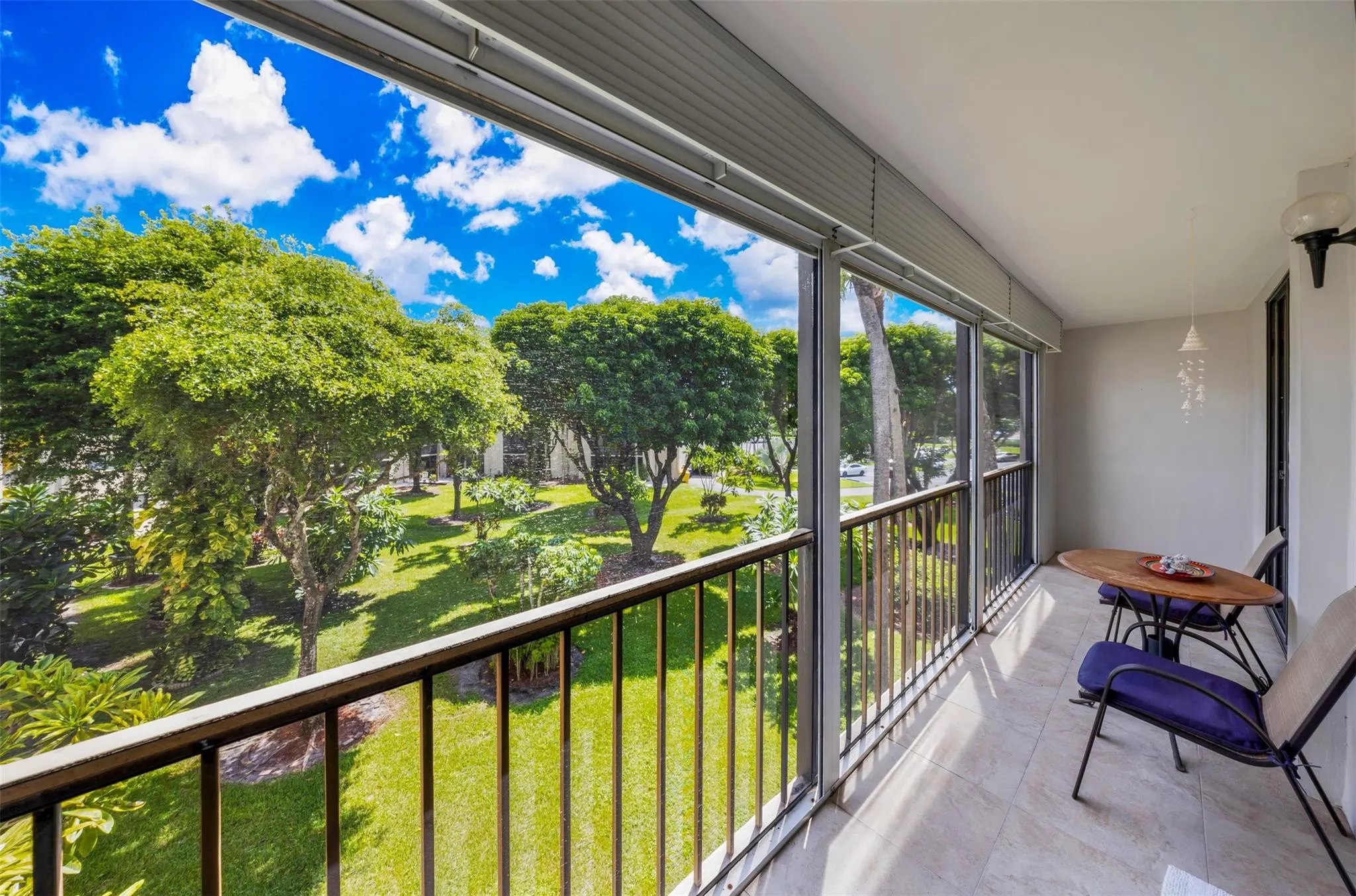 5250 LAS VERDES Circle #317