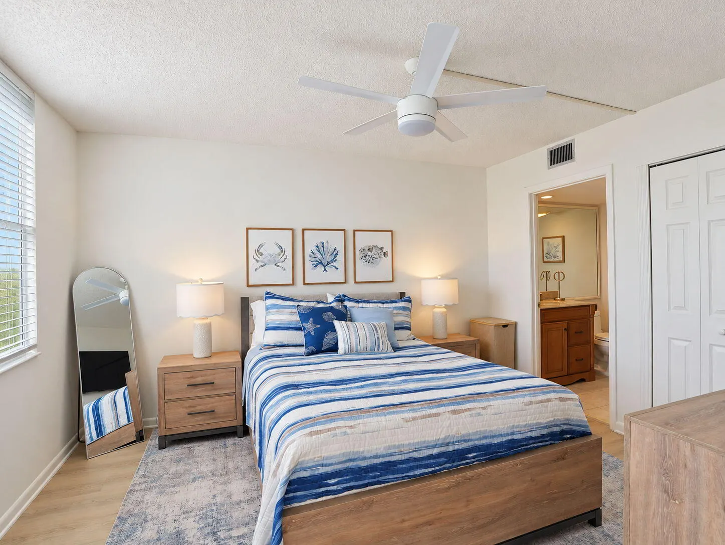 1 HARBOURSIDE Drive #4302