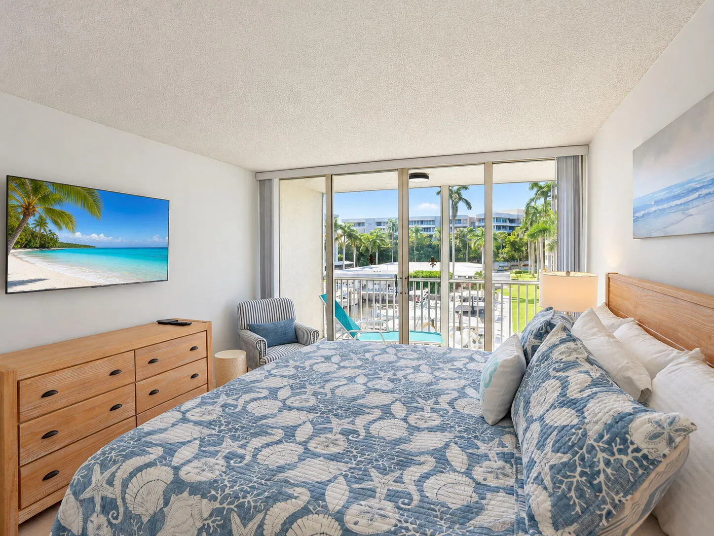 1 HARBOURSIDE Drive #4302