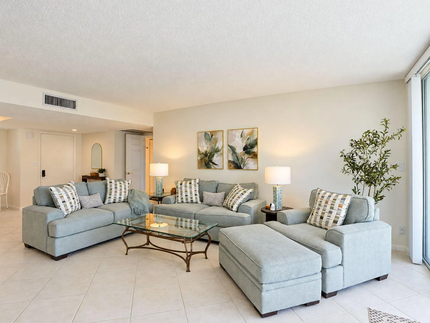 1 HARBOURSIDE Drive #4302