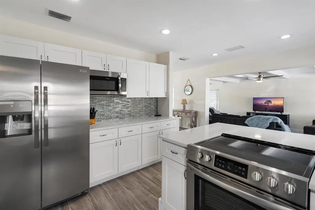 2501 NE 12TH Street