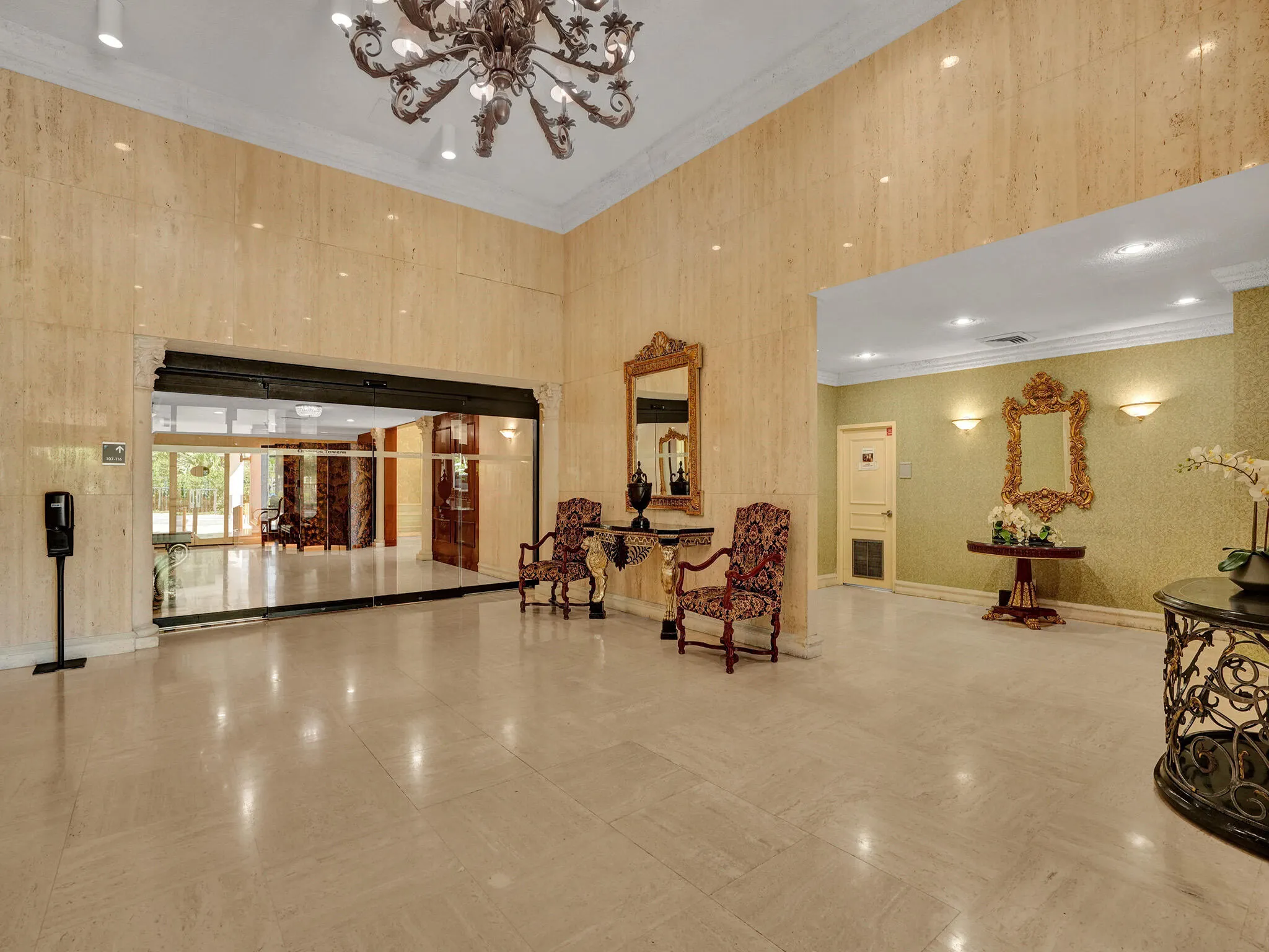 600 Three Islands Boulevard #615