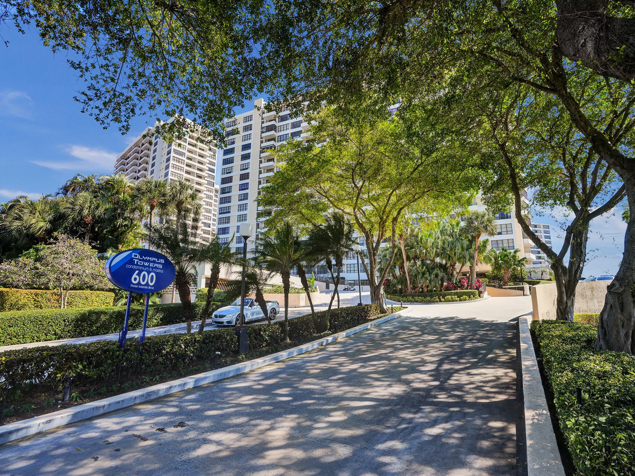 600 Three Islands Boulevard #615