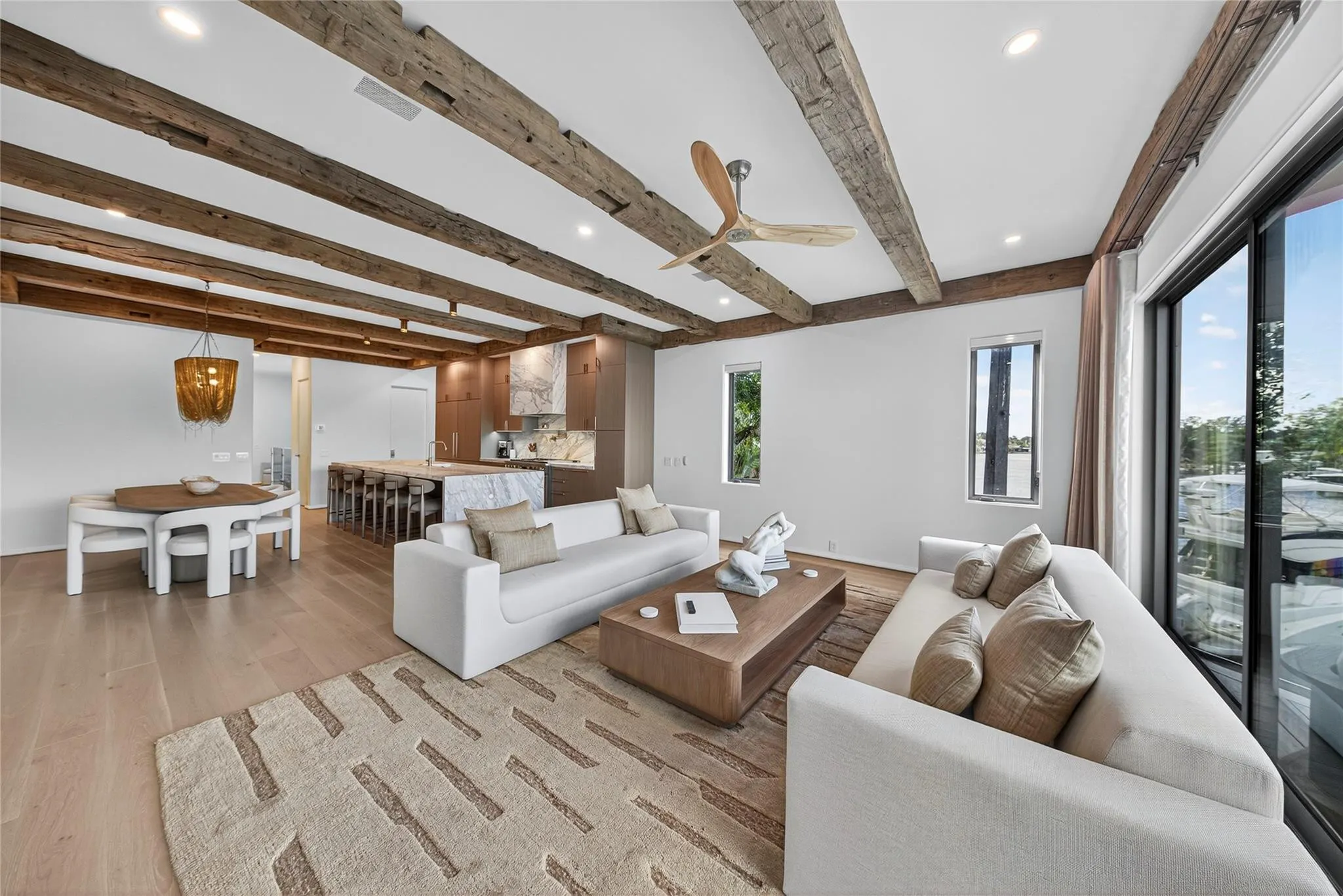 621 SW 5 Place
