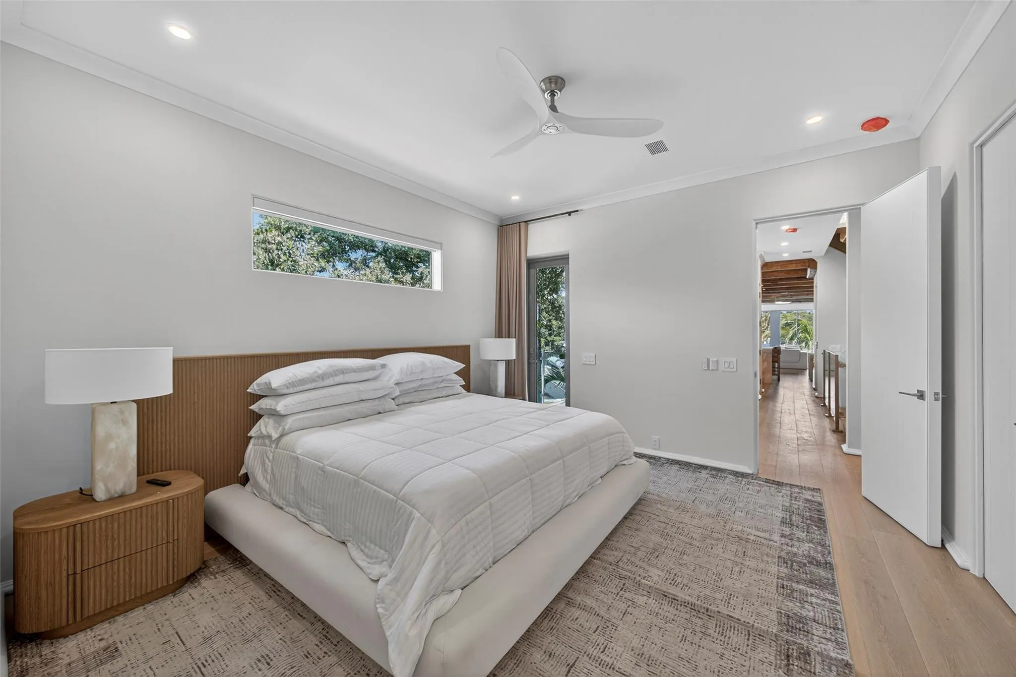 621 SW 5 Place