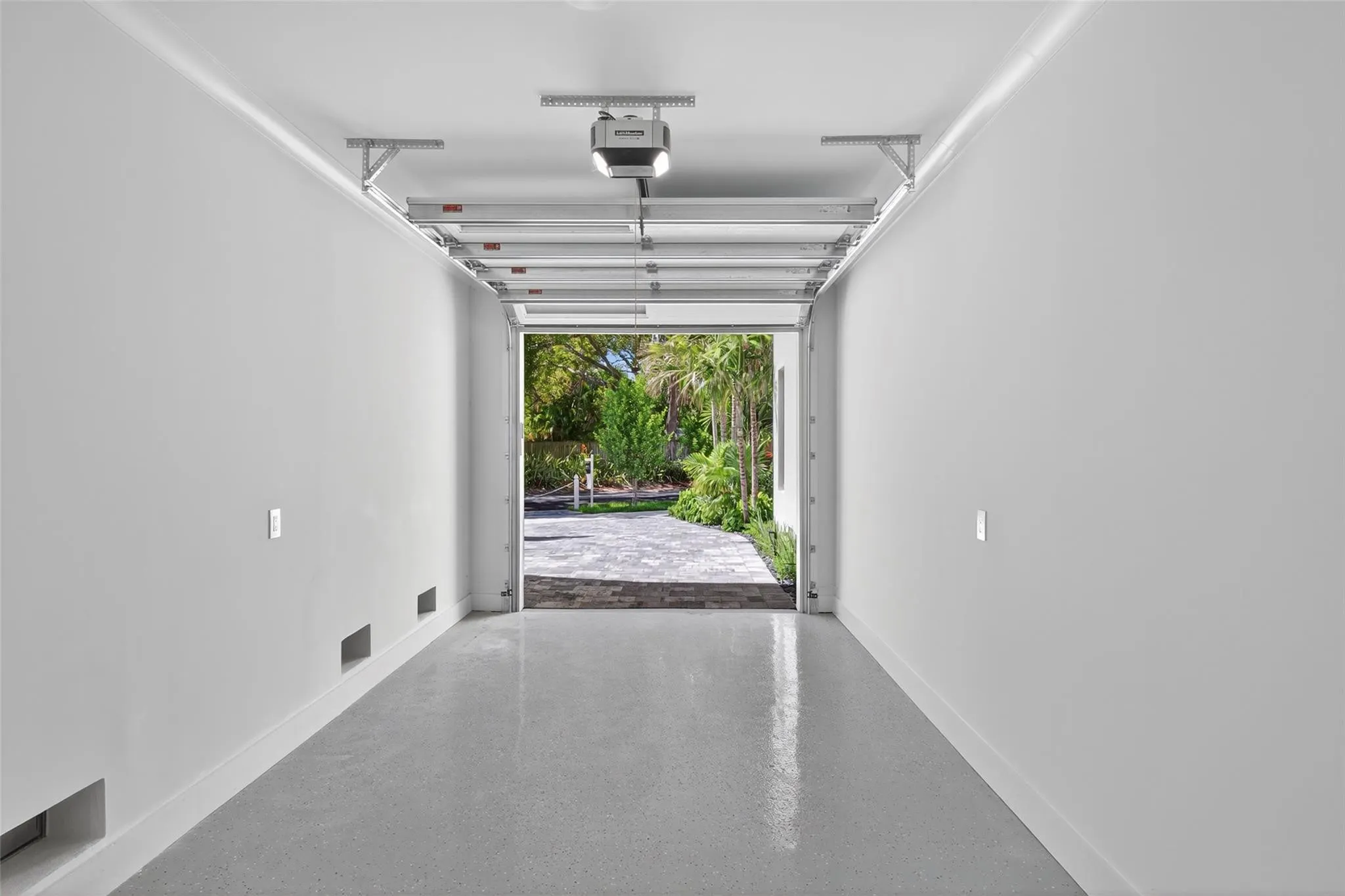 621 SW 5 Place
