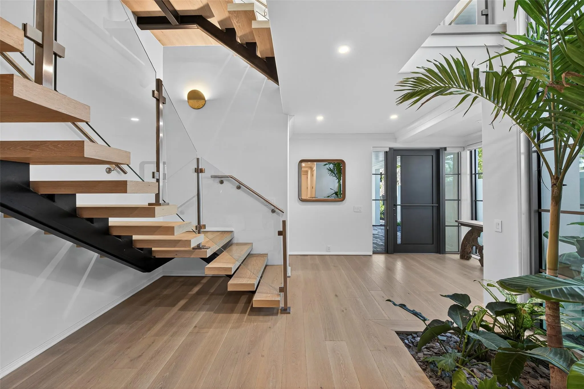 621 SW 5 Place