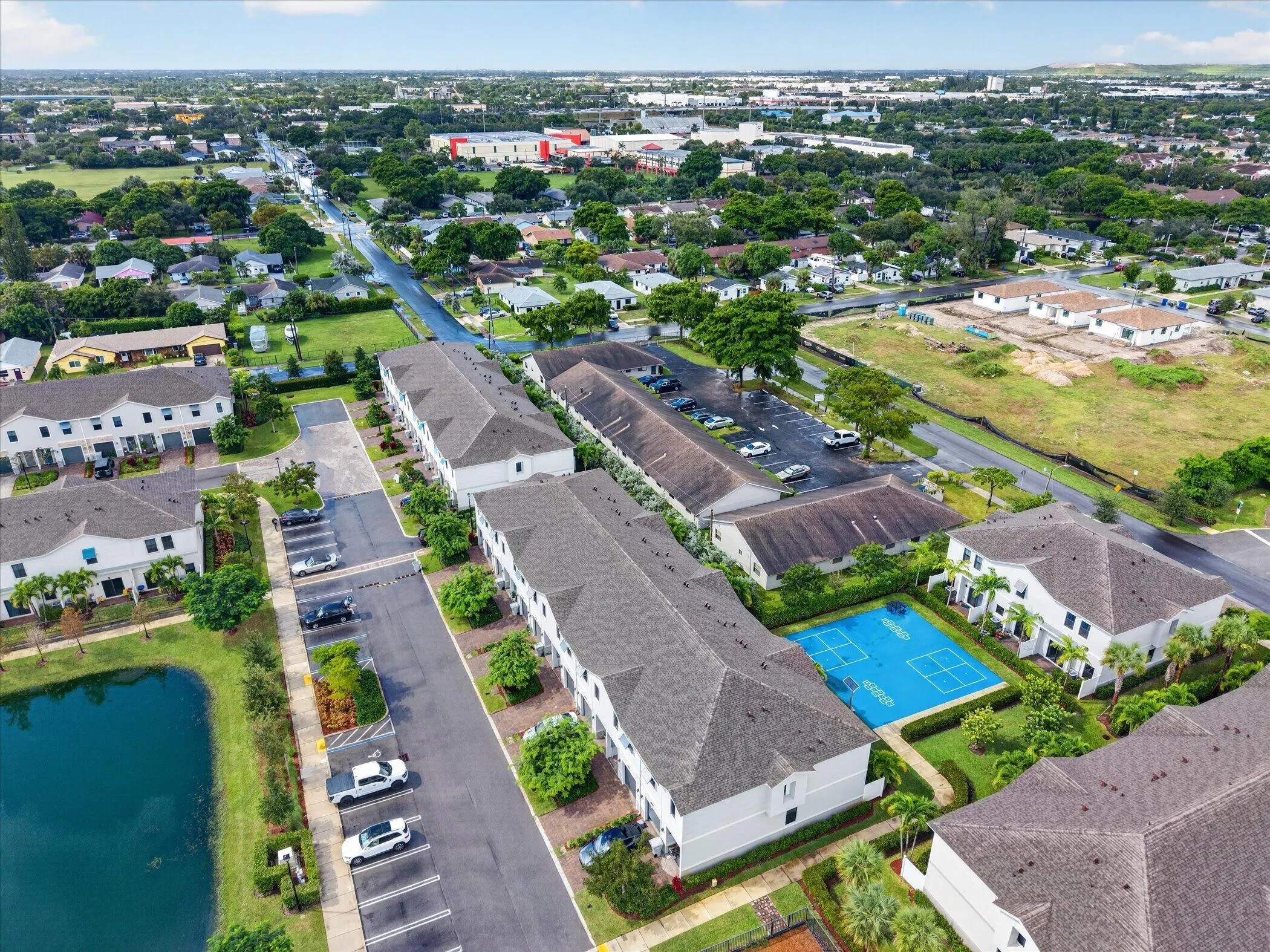 353 NW 9TH Street