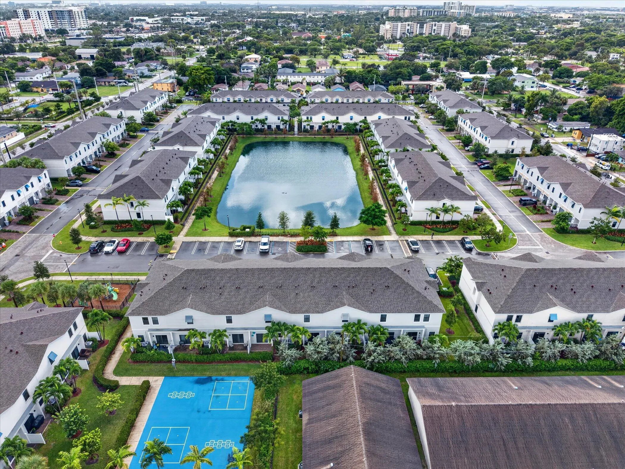 353 NW 9TH Street
