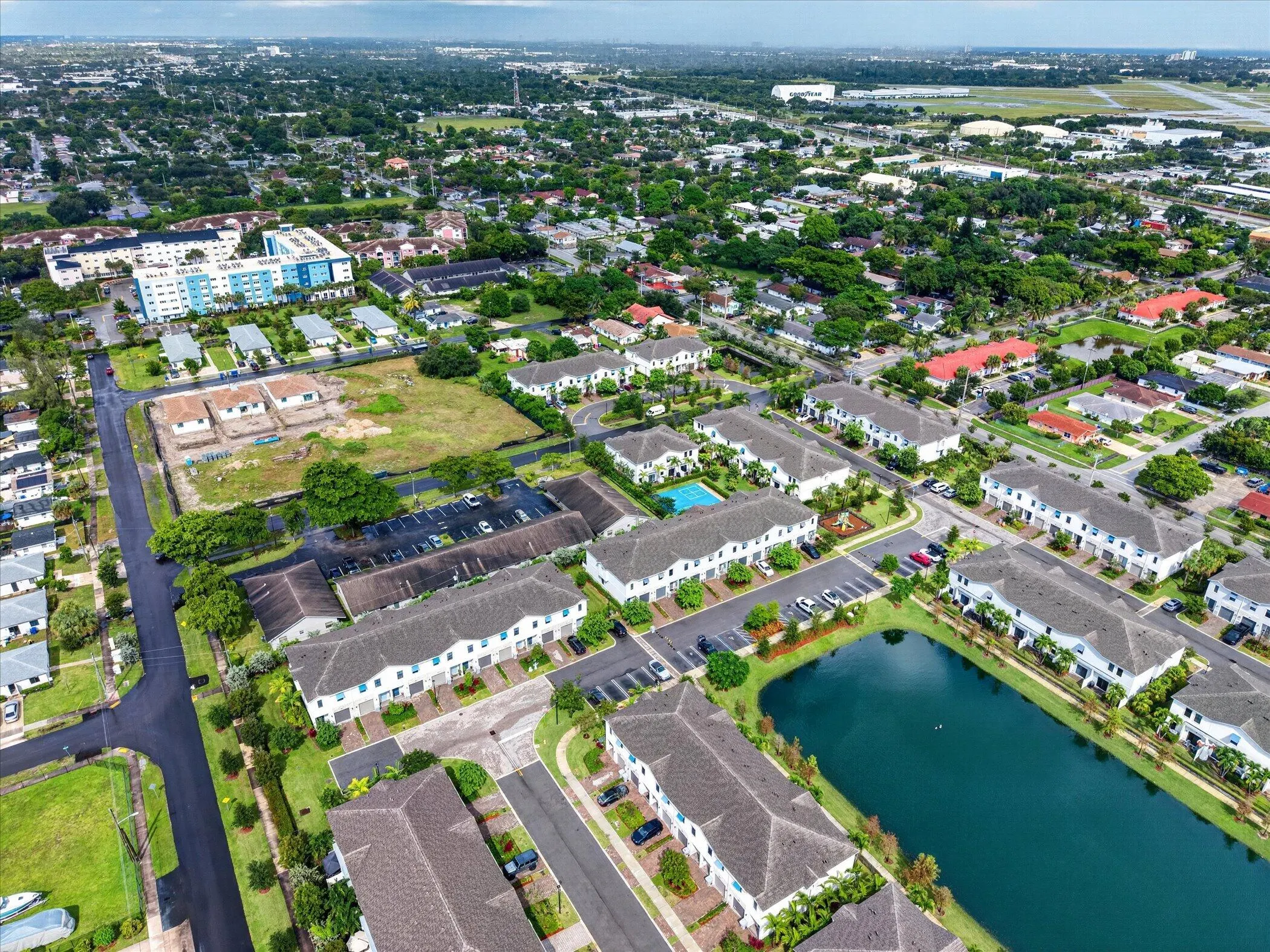 353 NW 9TH Street