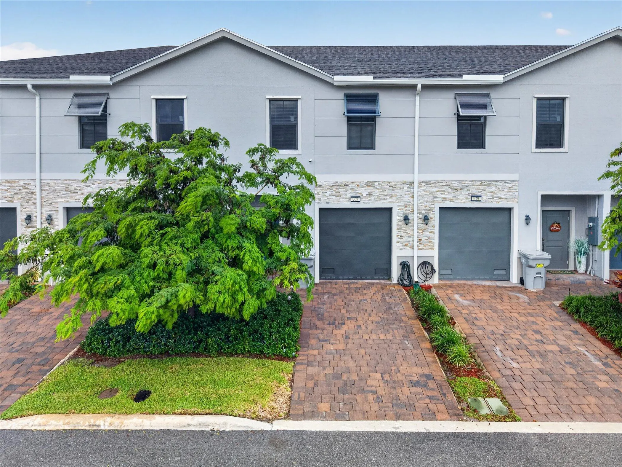 353 NW 9TH Street