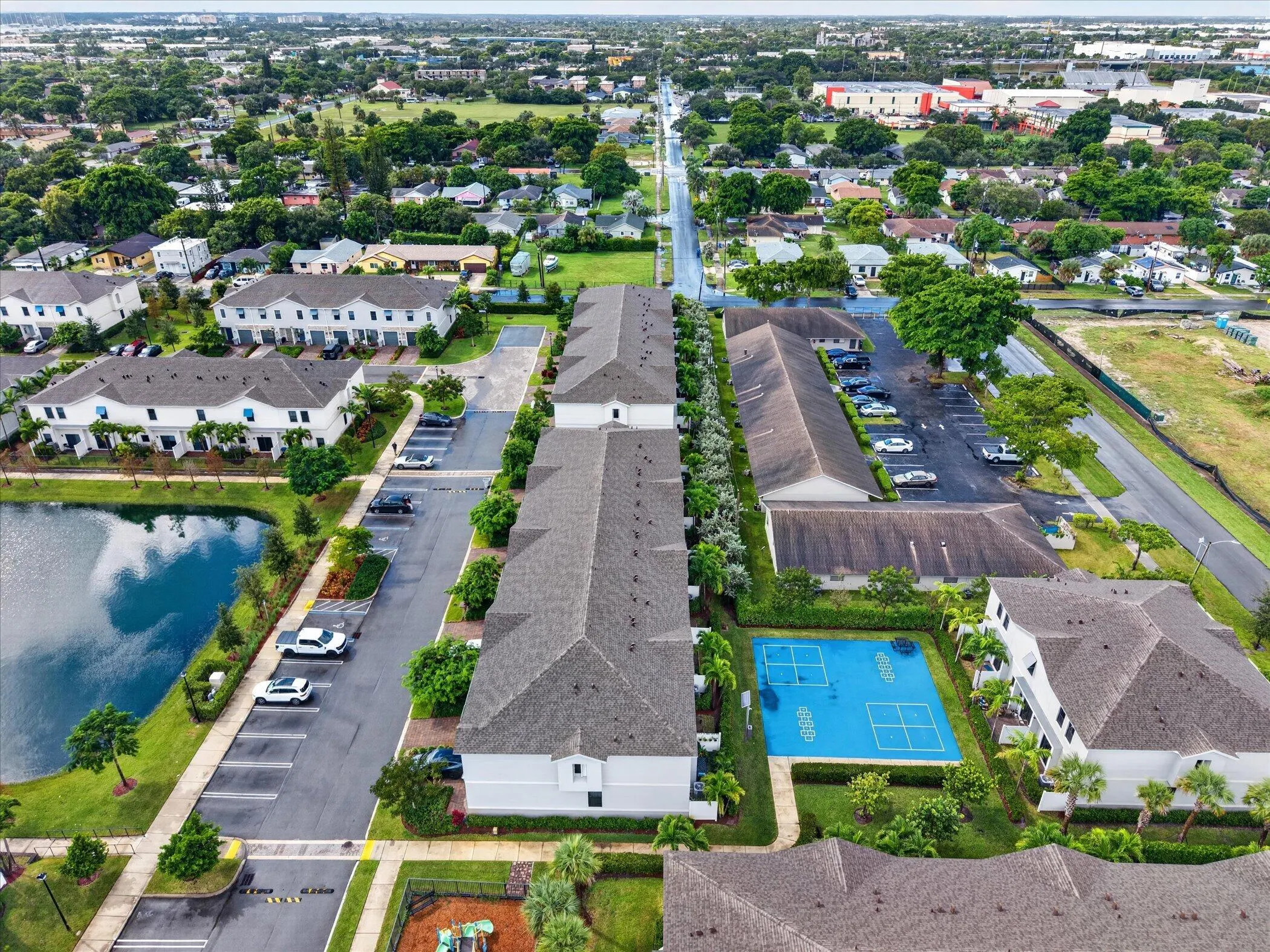 353 NW 9TH Street