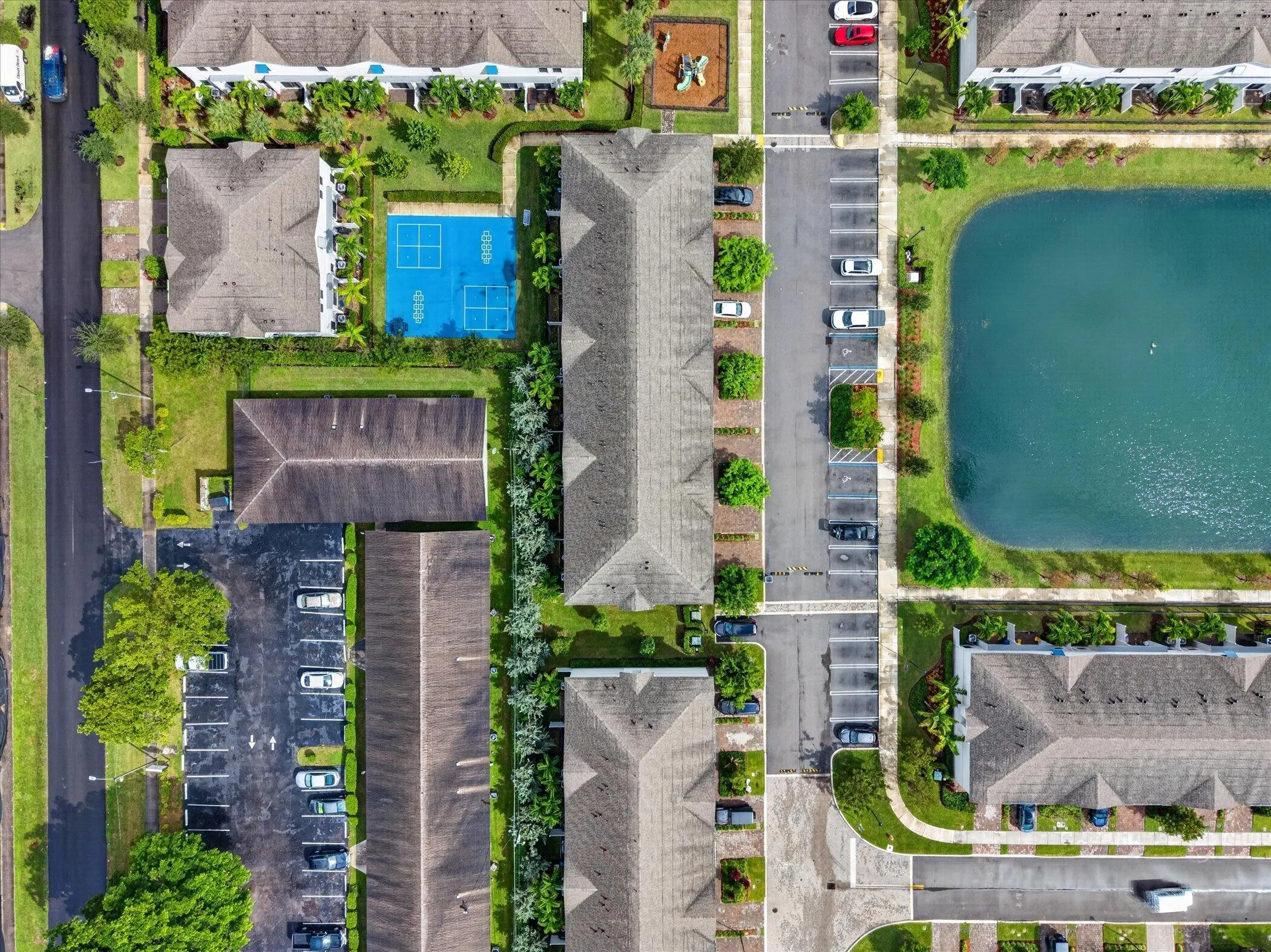 353 NW 9TH Street