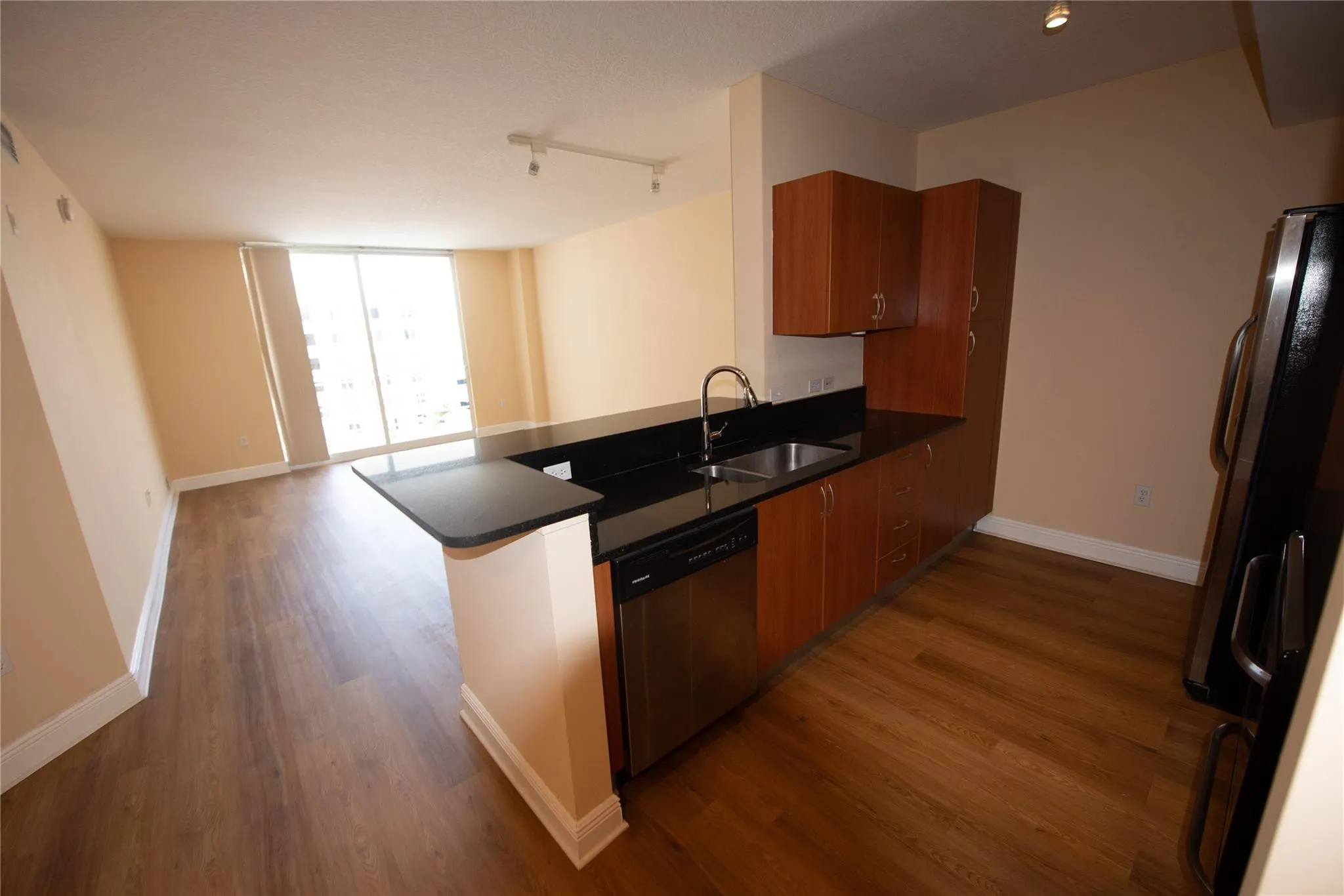 2775 NE 187TH Street #621