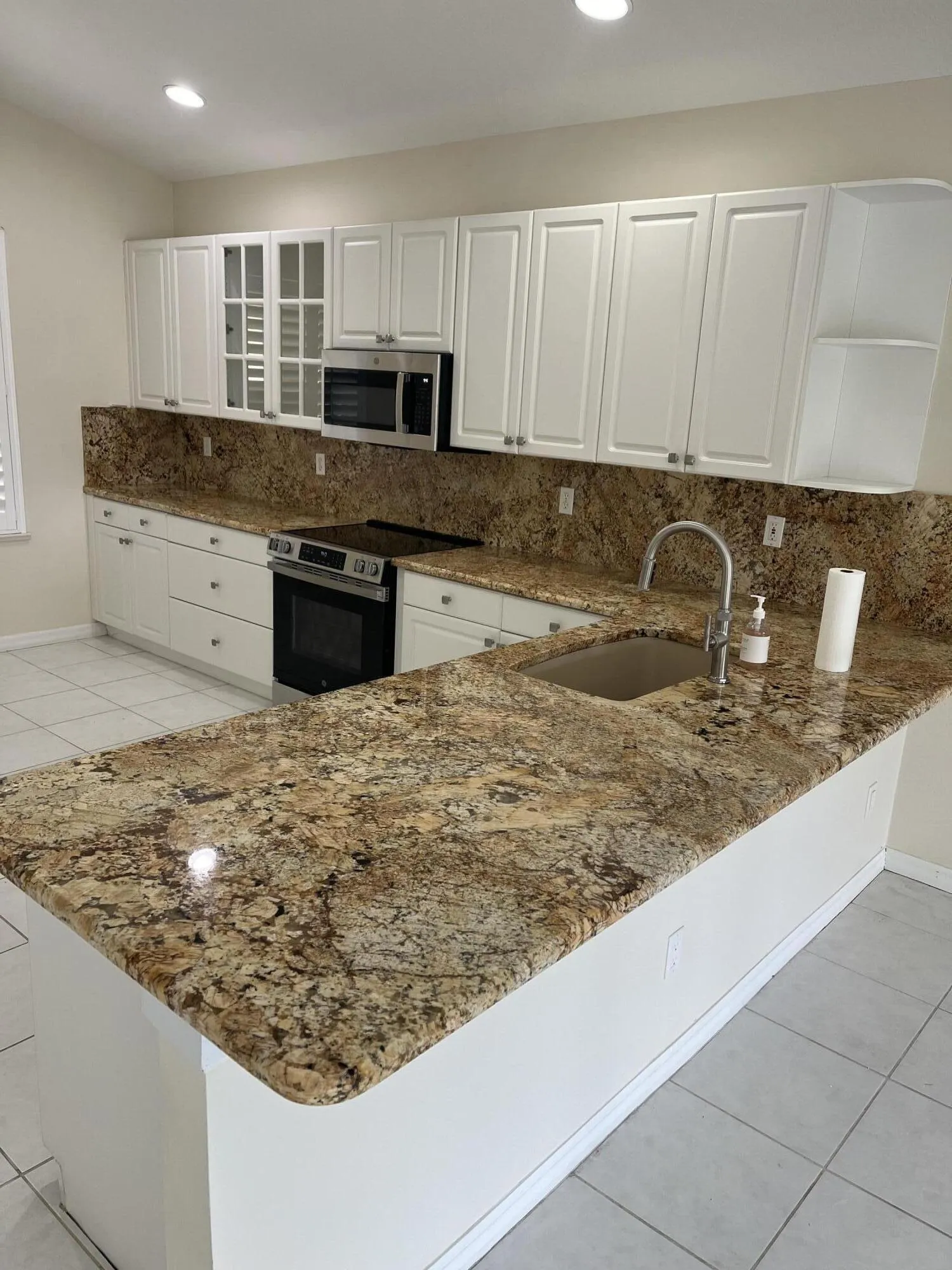 3185 SW Cordoba Court