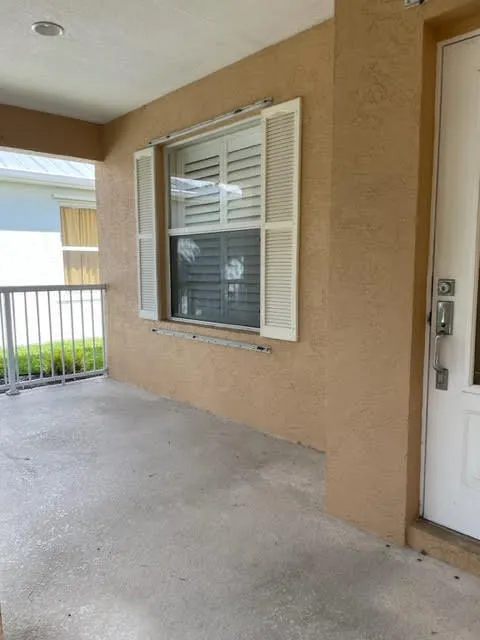 3185 SW Cordoba Court