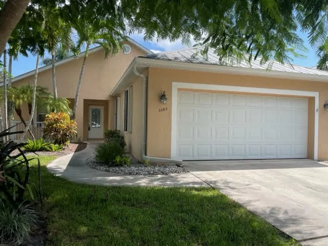 3185 SW Cordoba Court