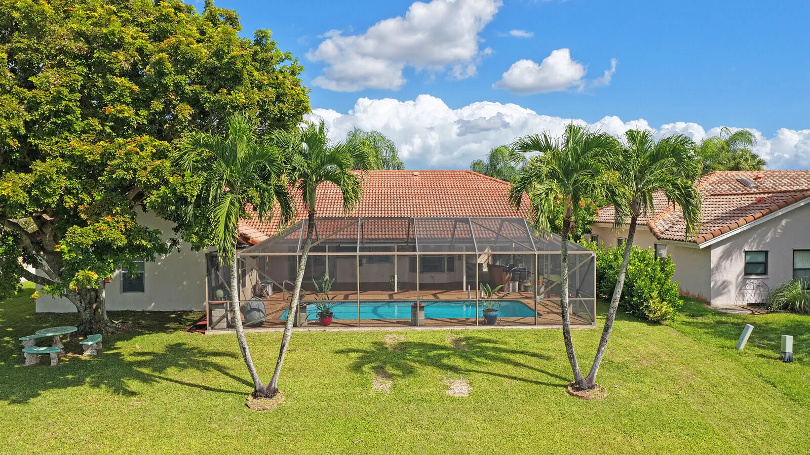11235 ISLAND LAKES Lane