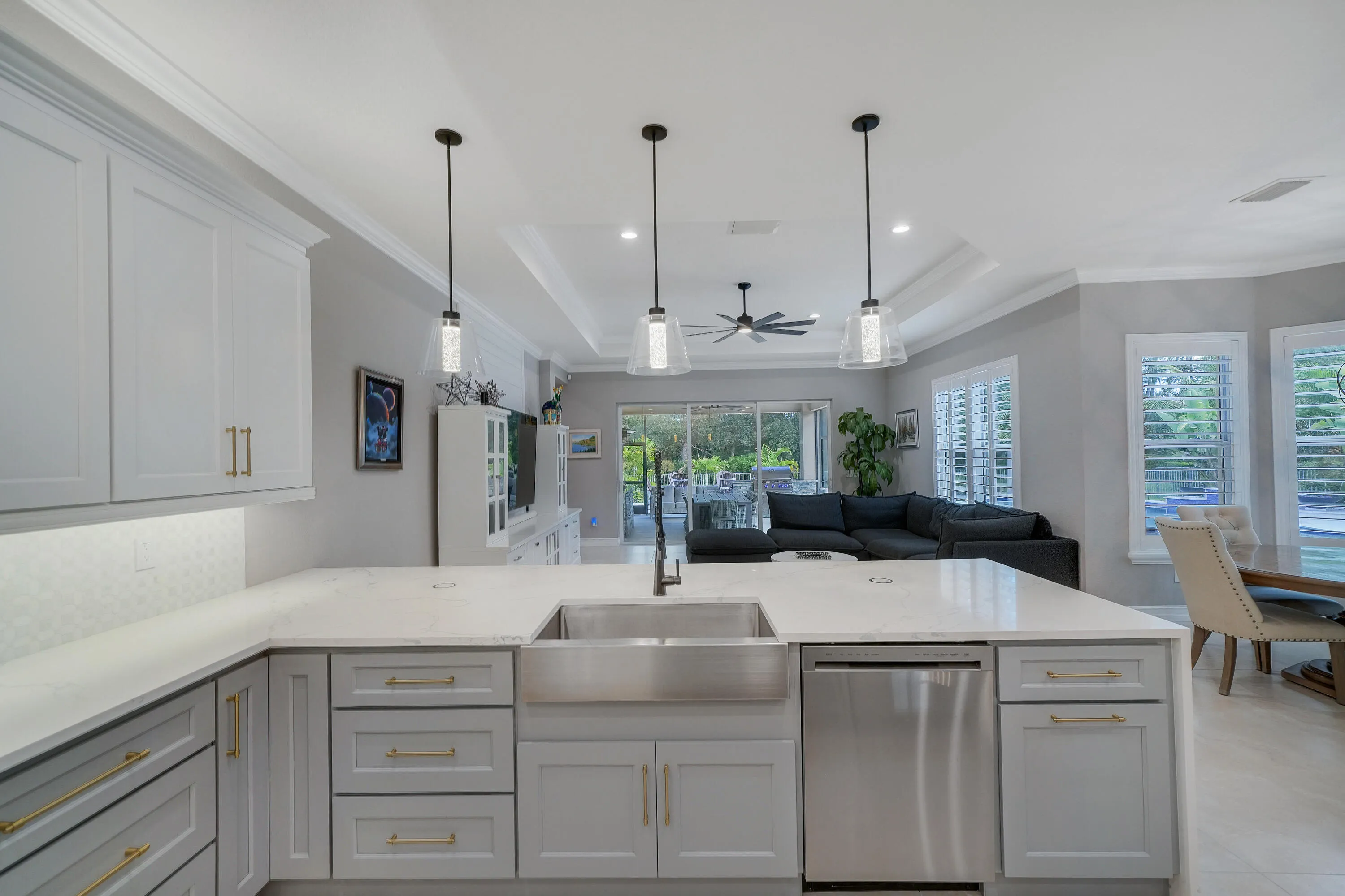7630 Maywood Crest Drive