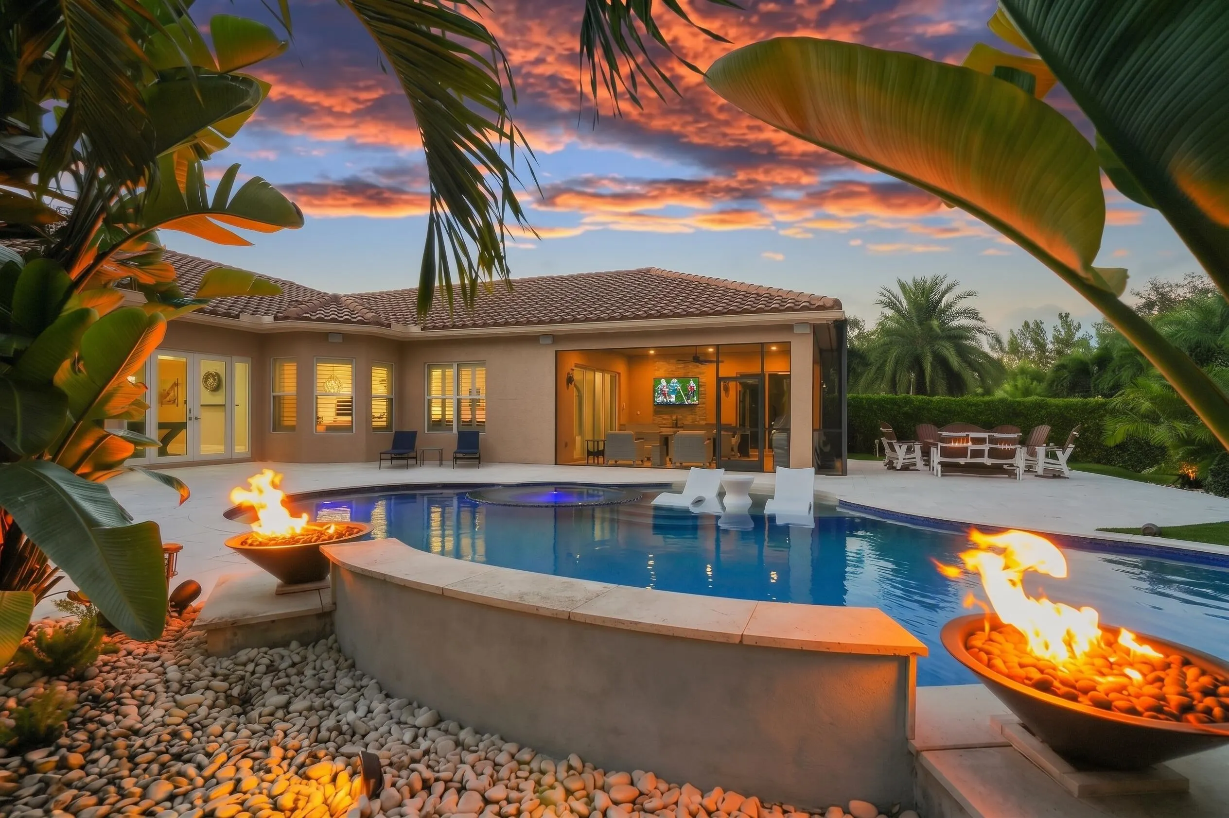 7630 Maywood Crest Drive