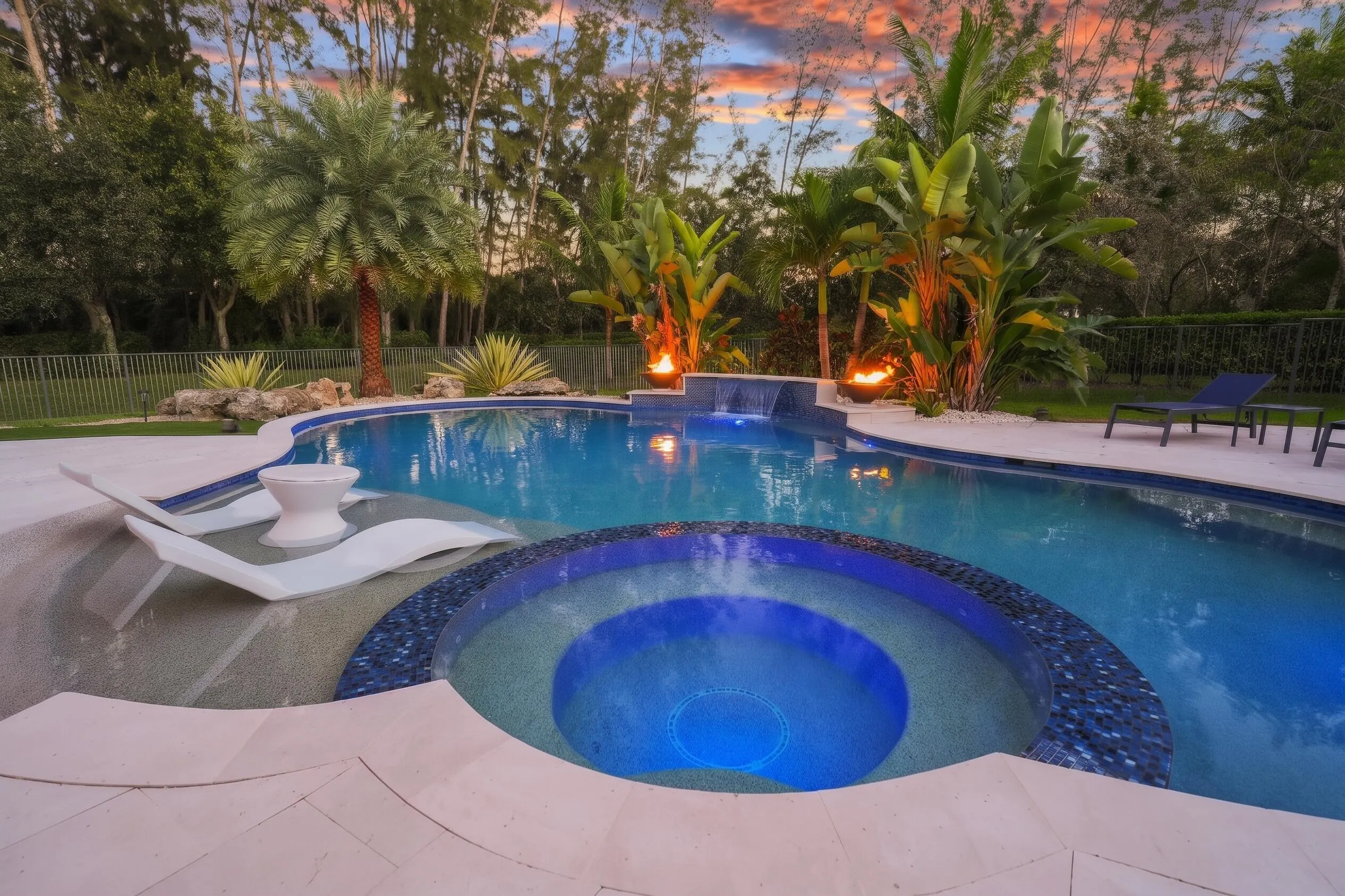 7630 Maywood Crest Drive