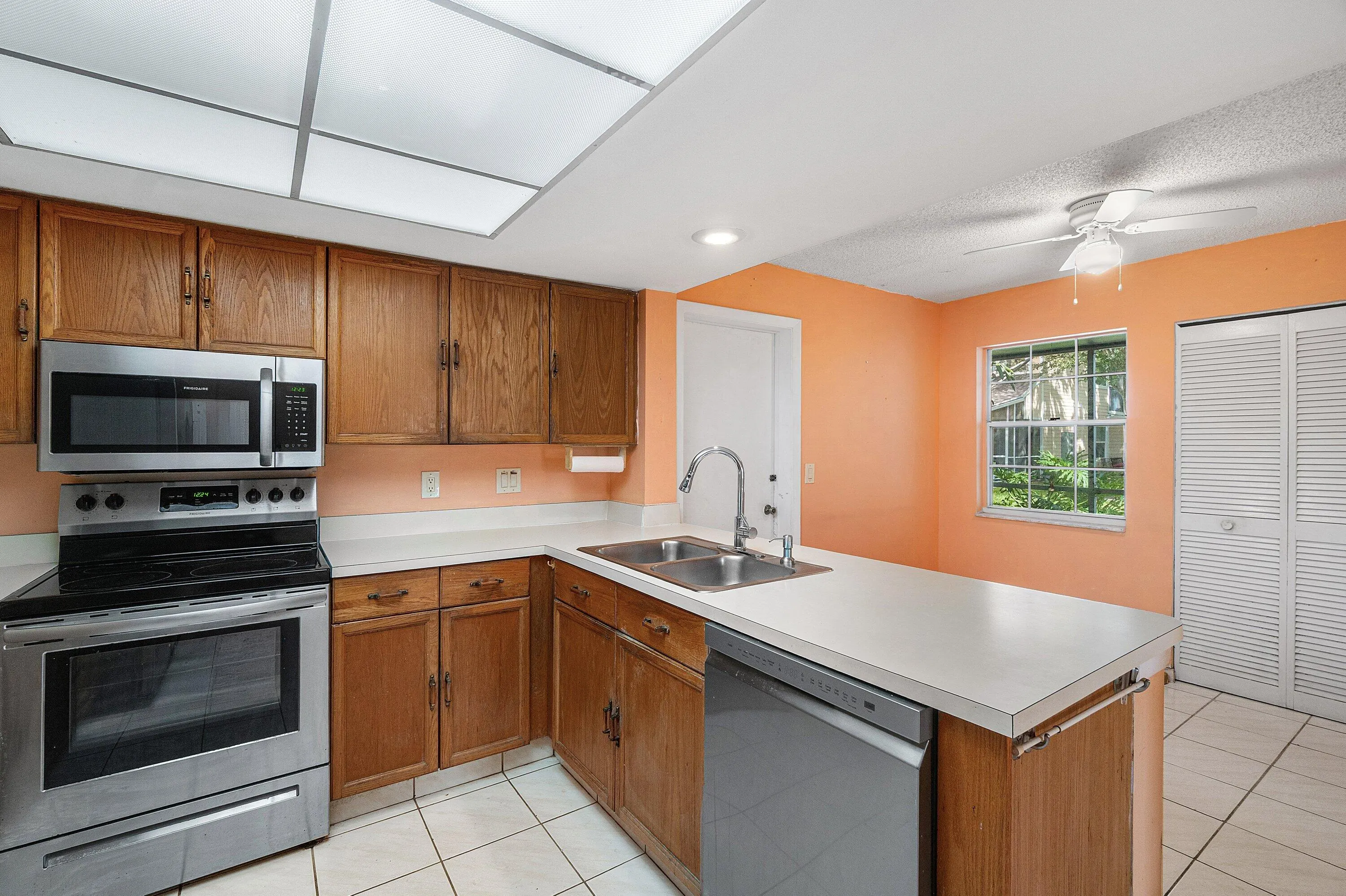 5272 BUCKHEAD Circle #01010