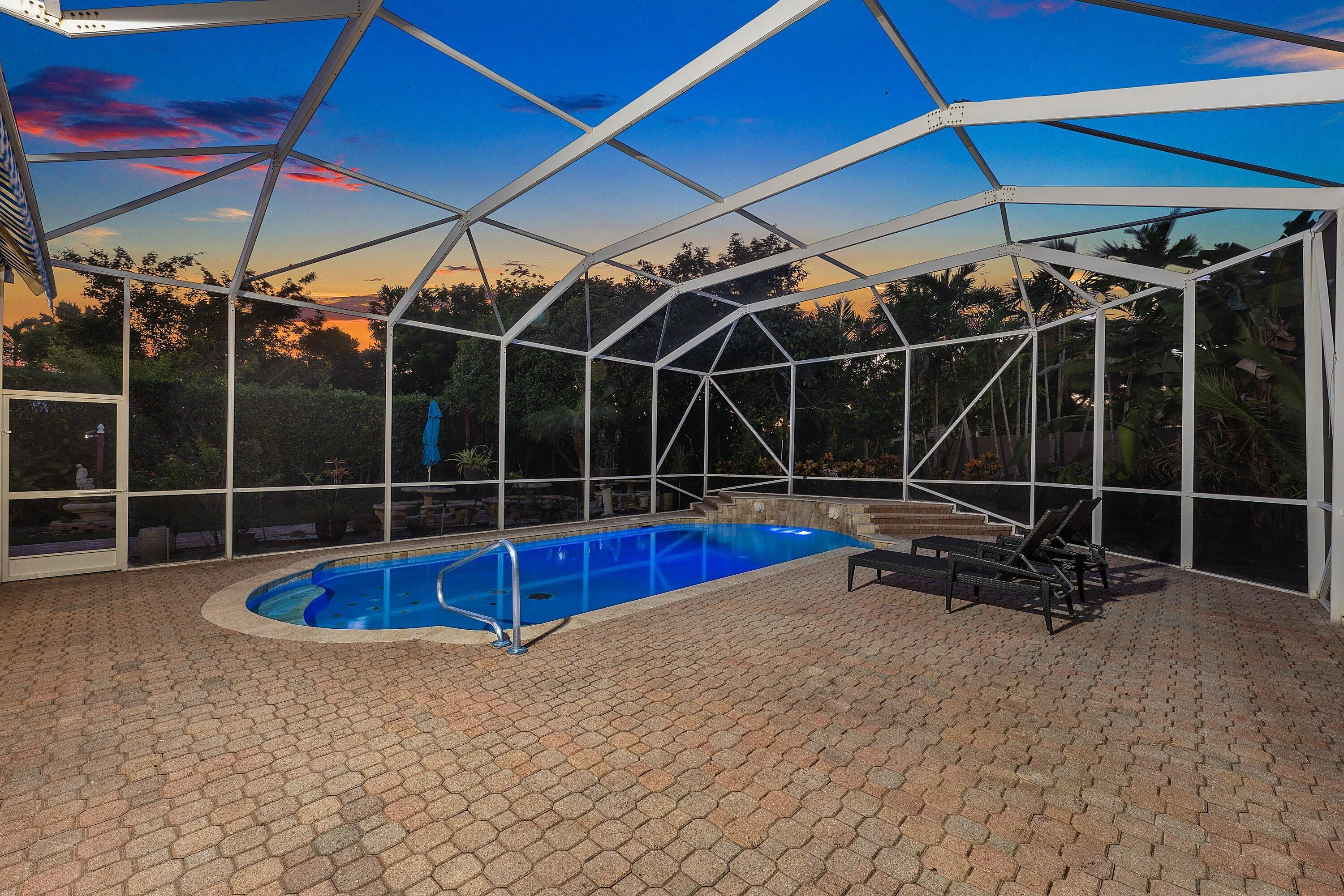 6486 Brava Way