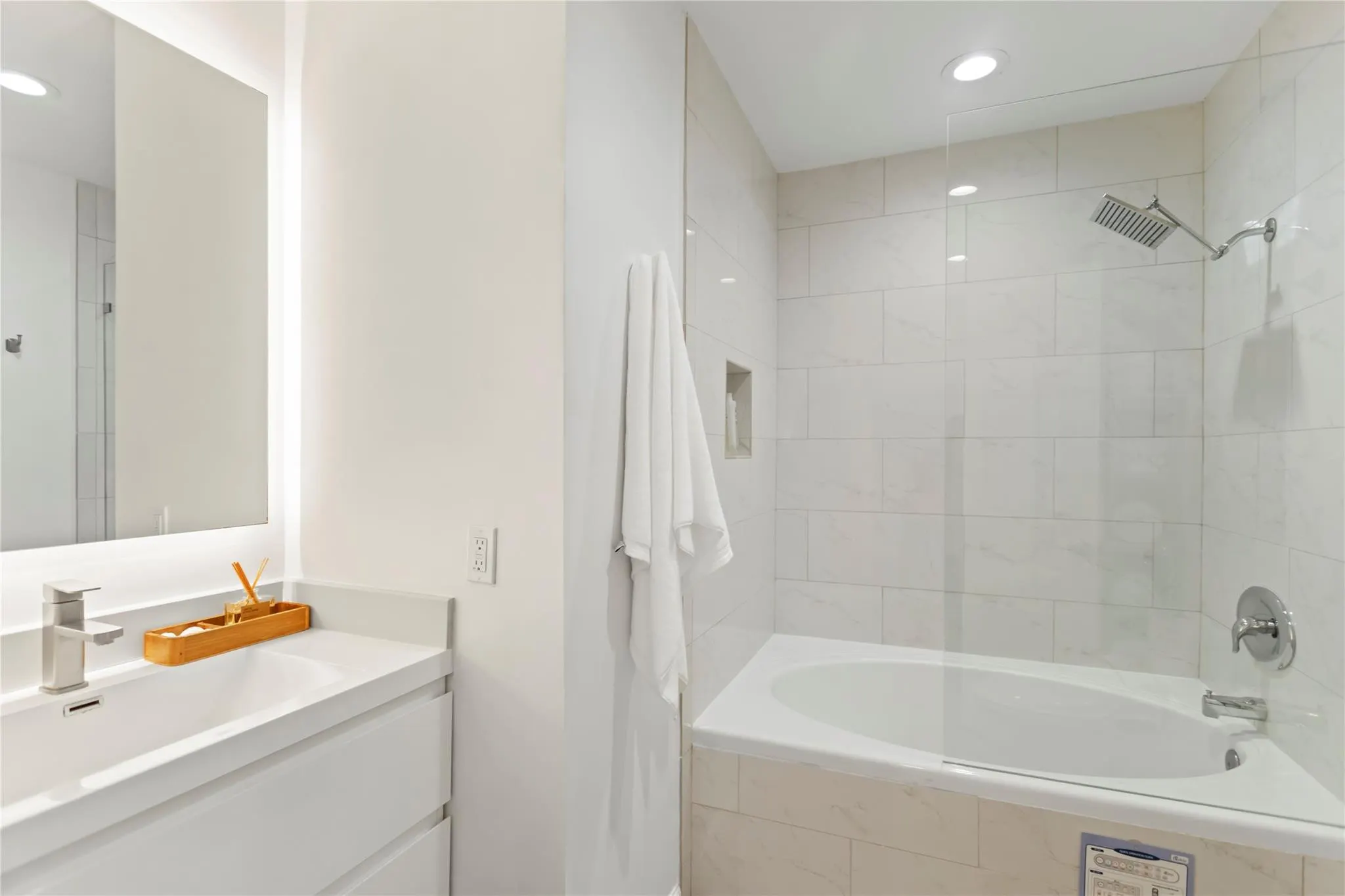 1736 NE 18th Street