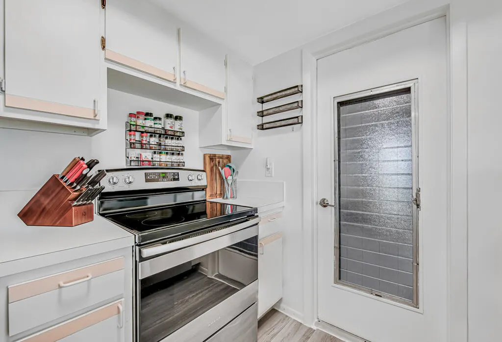 126 NW 14TH Street