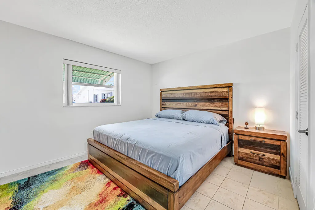 126 NW 14TH Street