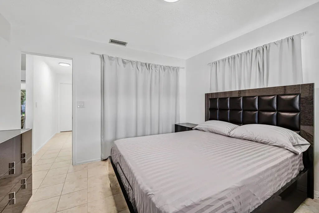 126 NW 14TH Street