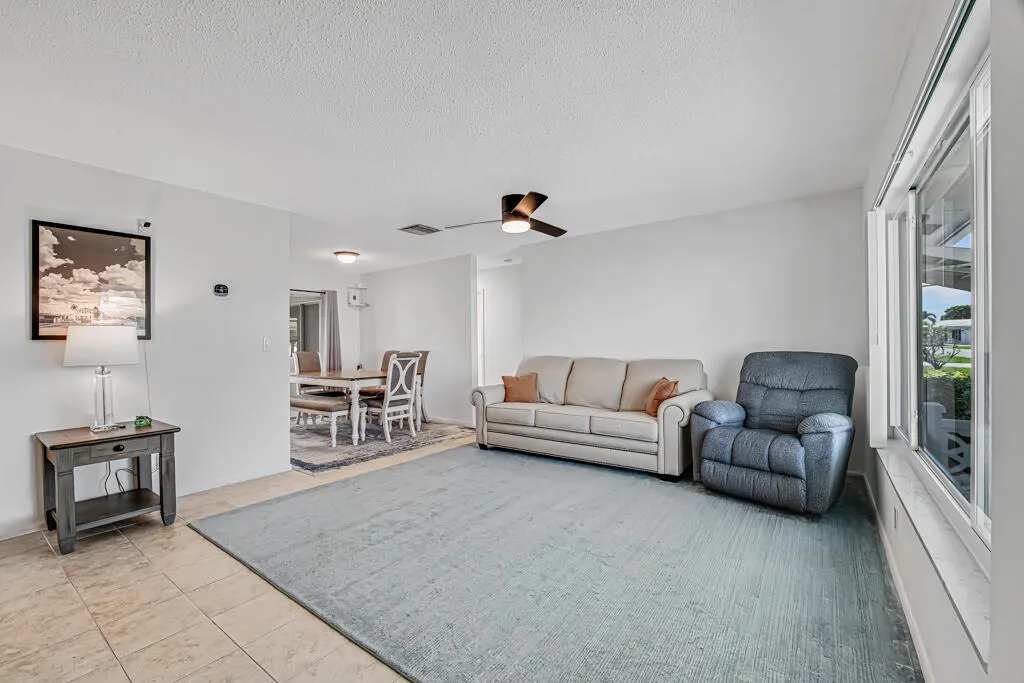 126 NW 14TH Street
