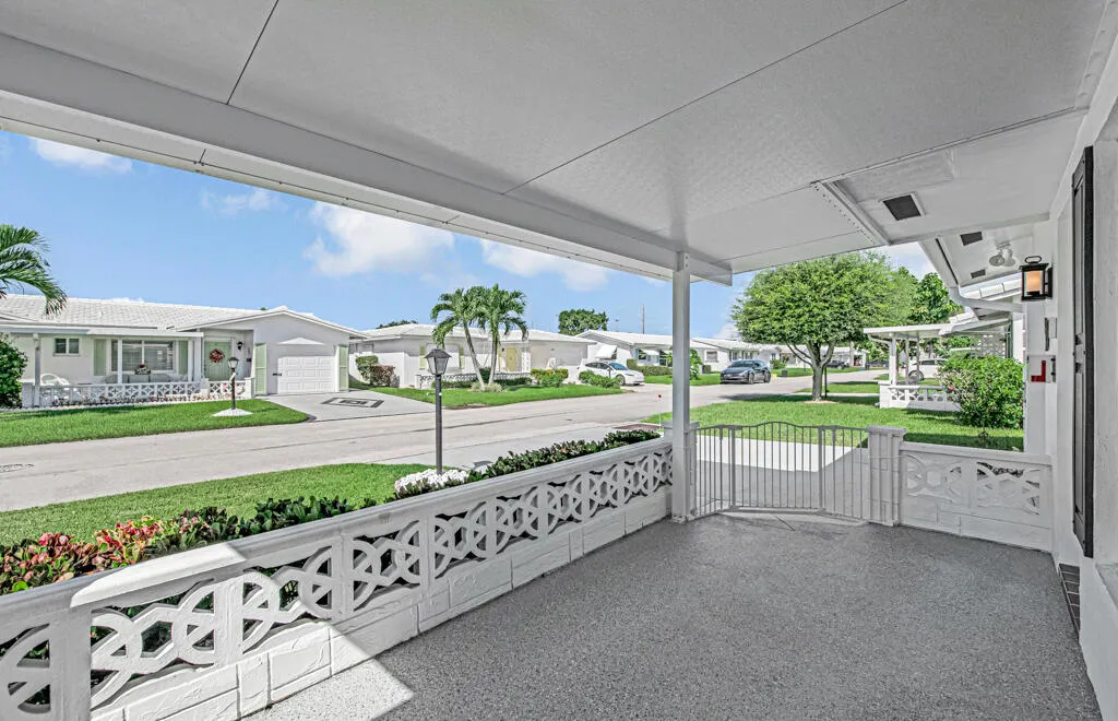 126 NW 14TH Street