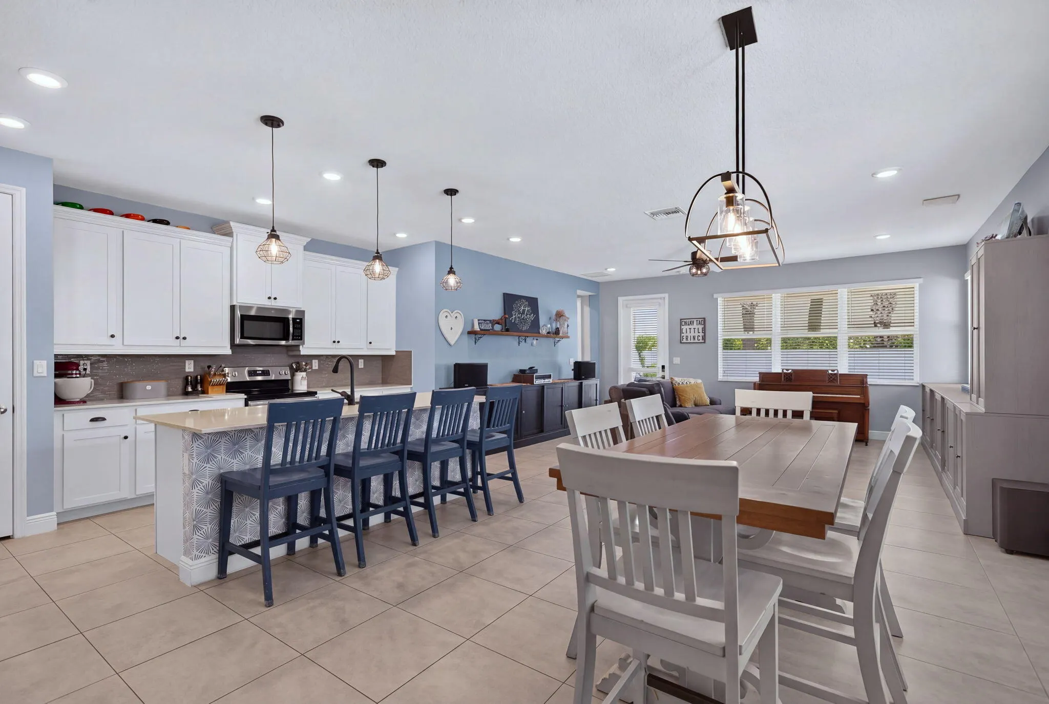 4080 Rosa Drive