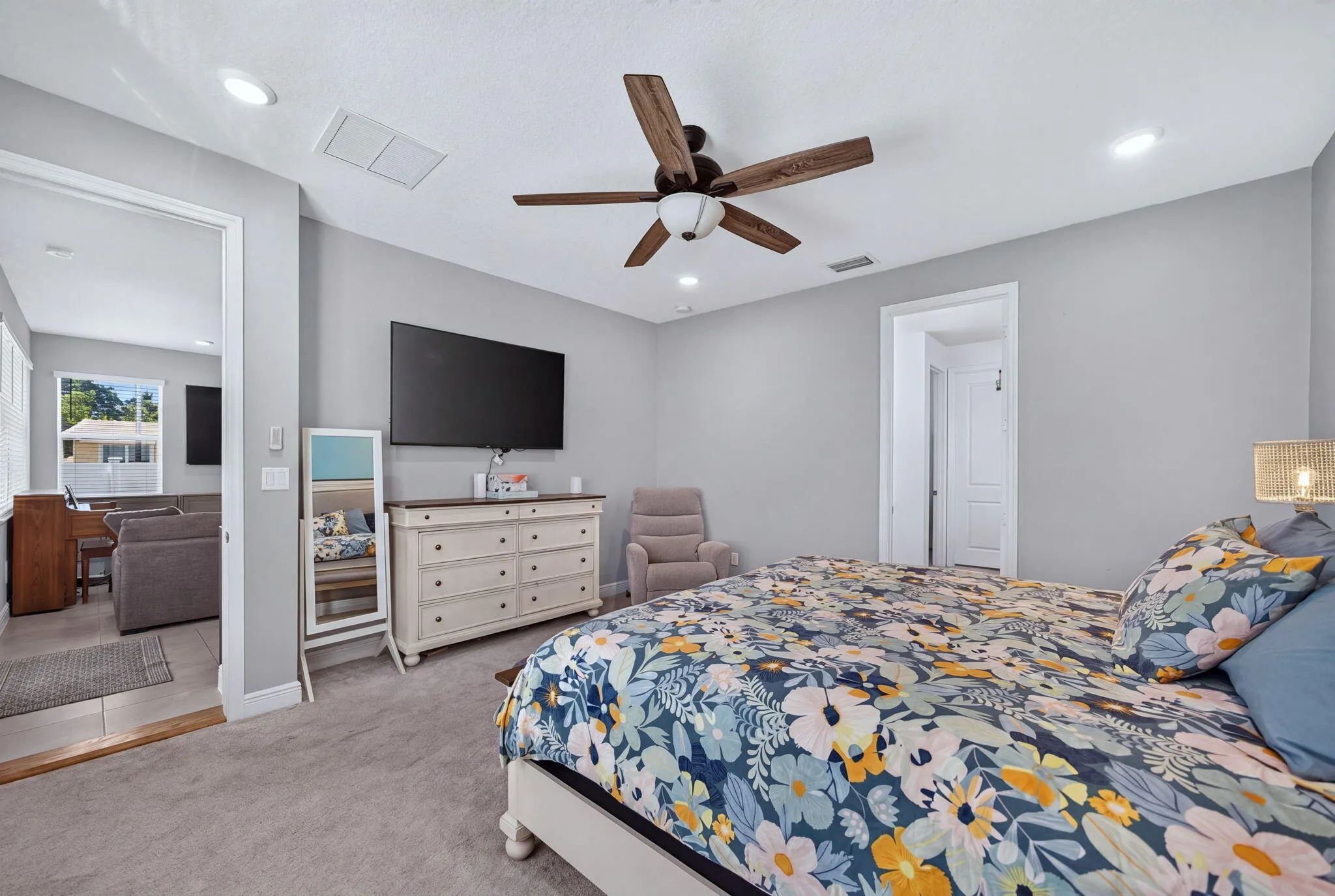 4080 Rosa Drive
